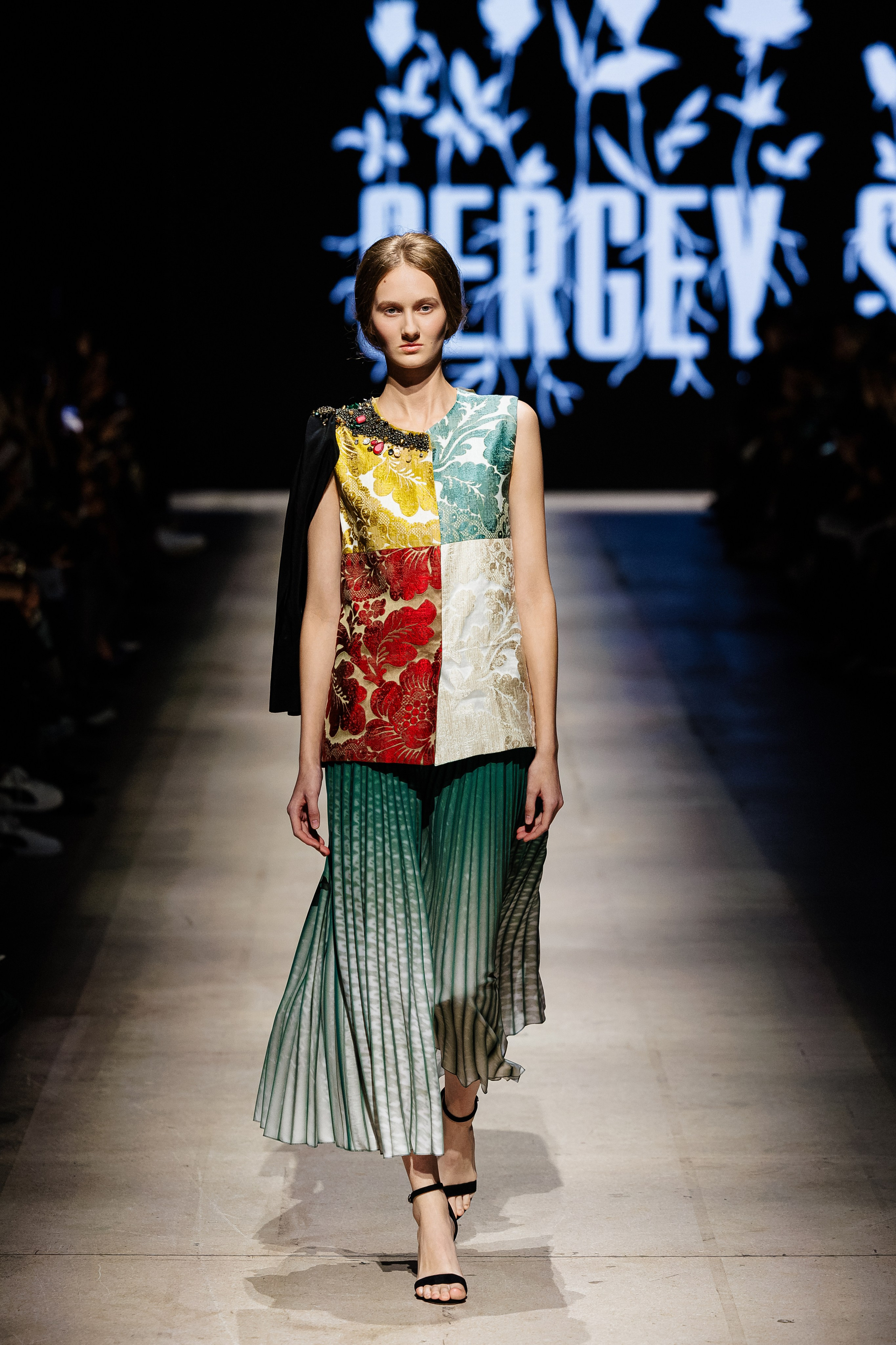 Подиумный фотограф Москва Санкт-Петербург Fashion показы