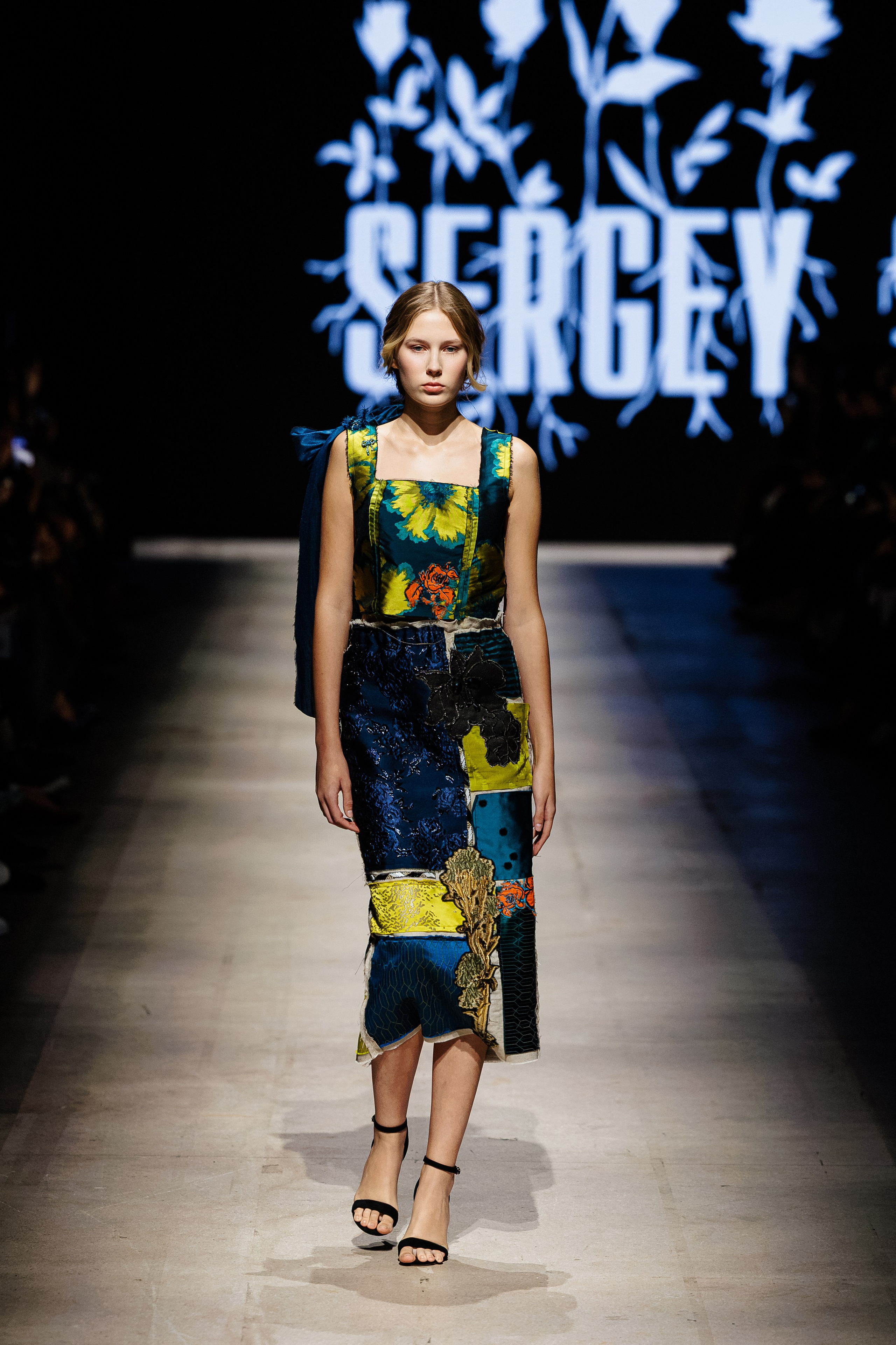 Подиумный фотограф Москва Санкт-Петербург Fashion показы