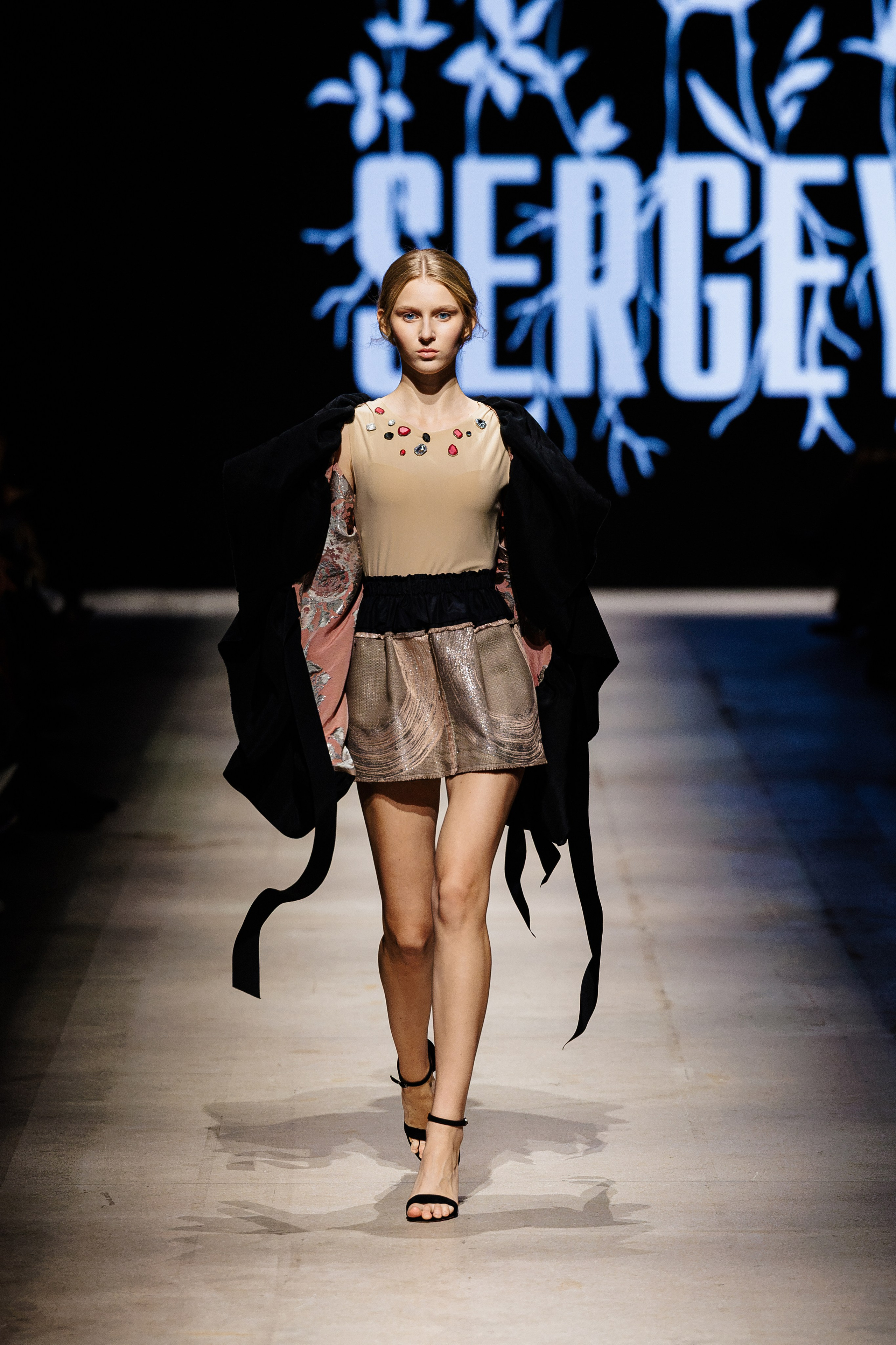 Подиумный фотограф Москва Санкт-Петербург Fashion показы
