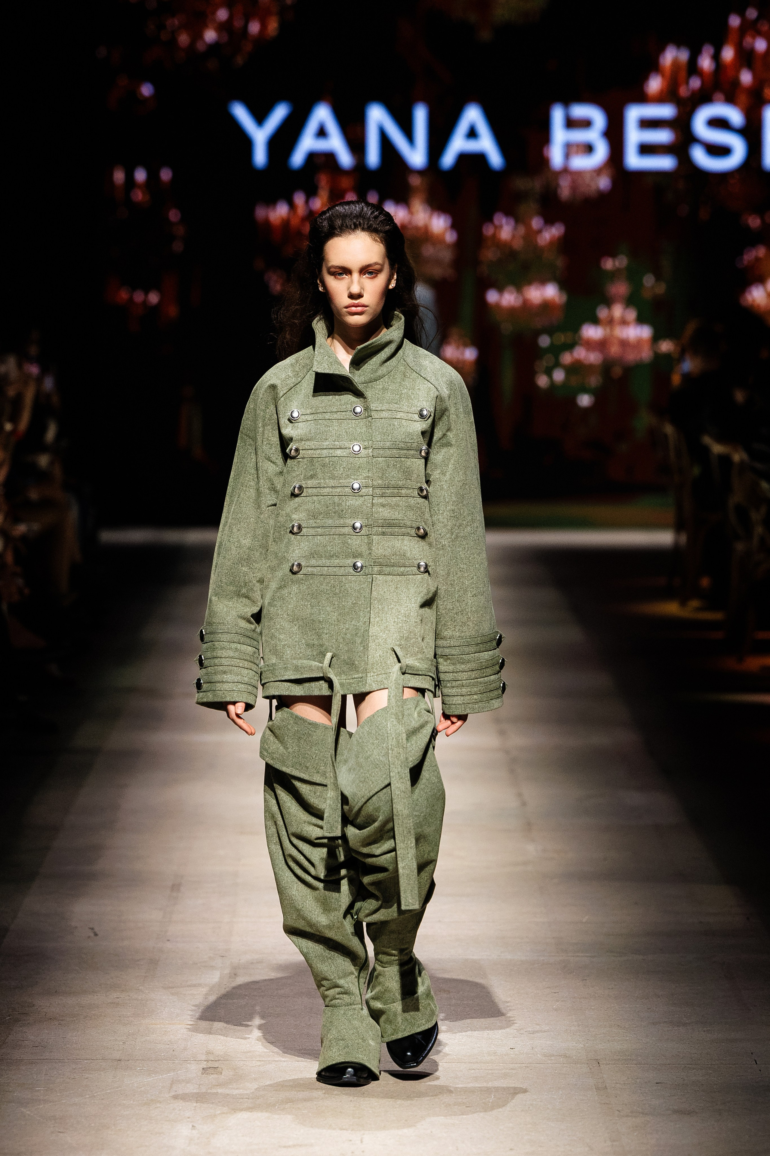 Подиумный фотограф Москва Санкт-Петербург Fashion показы