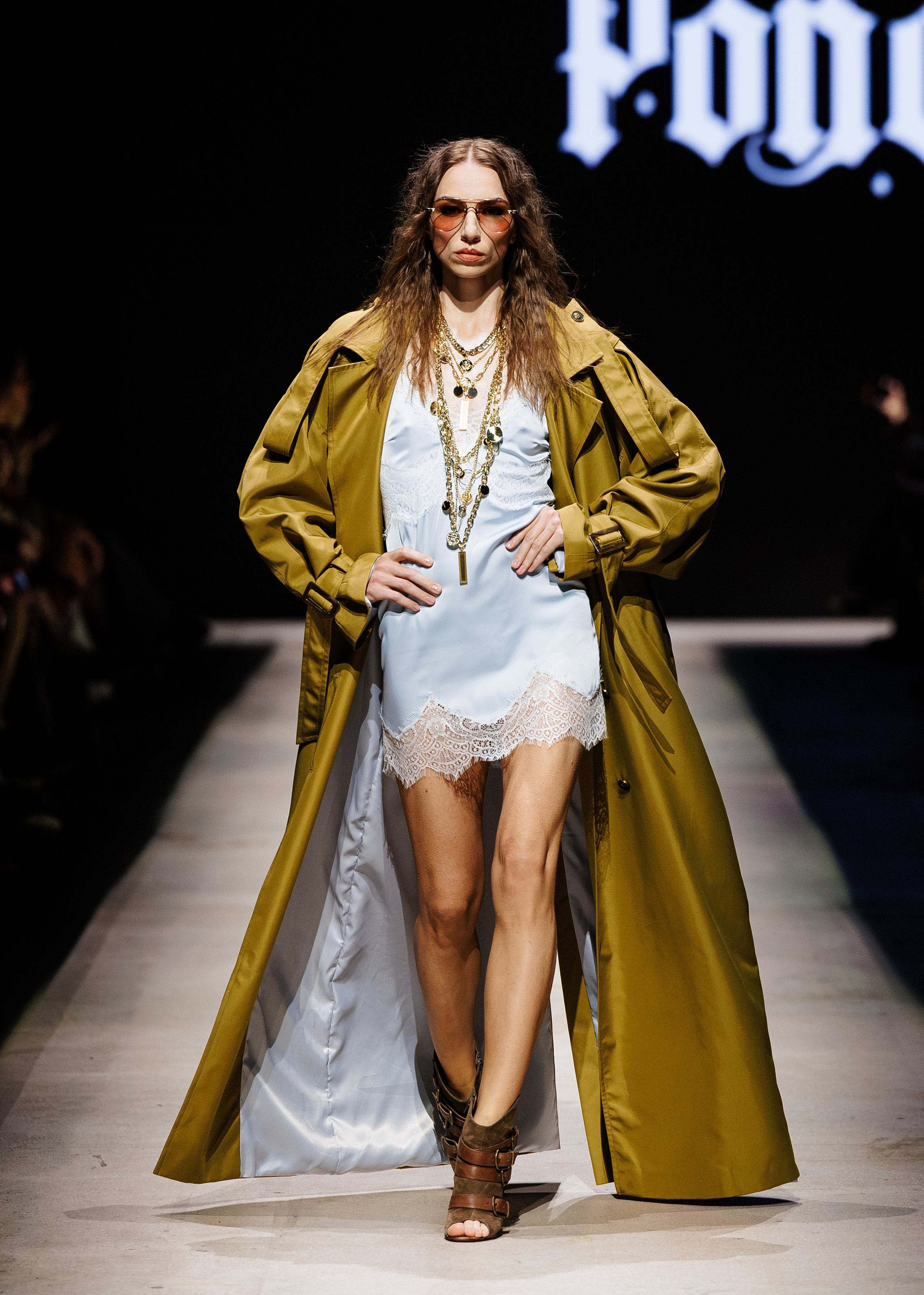 Подиумный фотограф Москва Санкт-Петербург Fashion показы