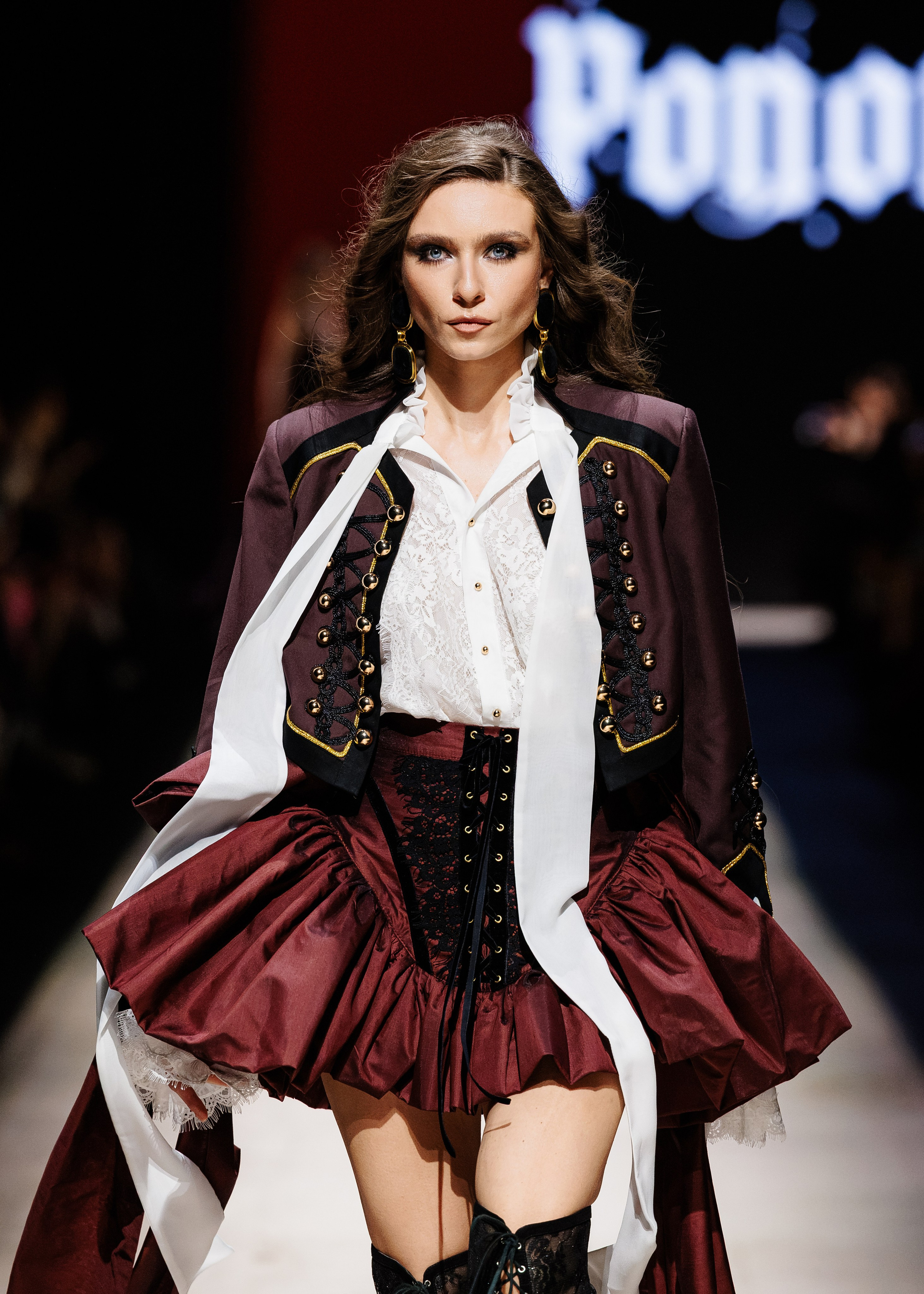 Подиумный фотограф Москва Санкт-Петербург Fashion показы