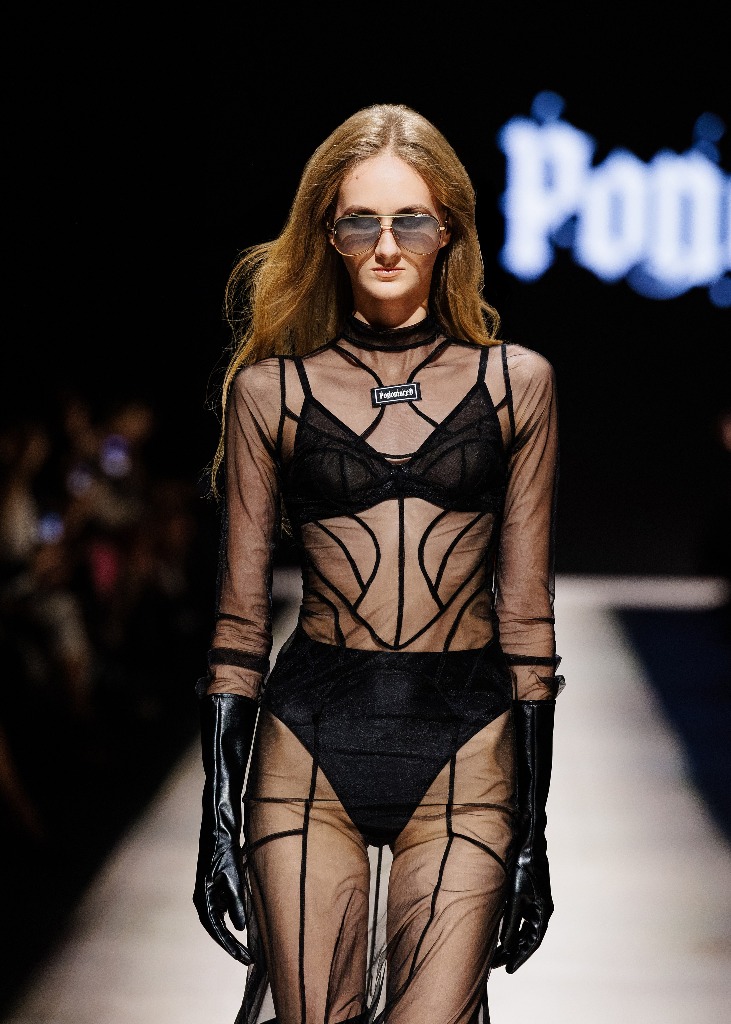 Подиумный фотограф Москва Санкт-Петербург Fashion показы