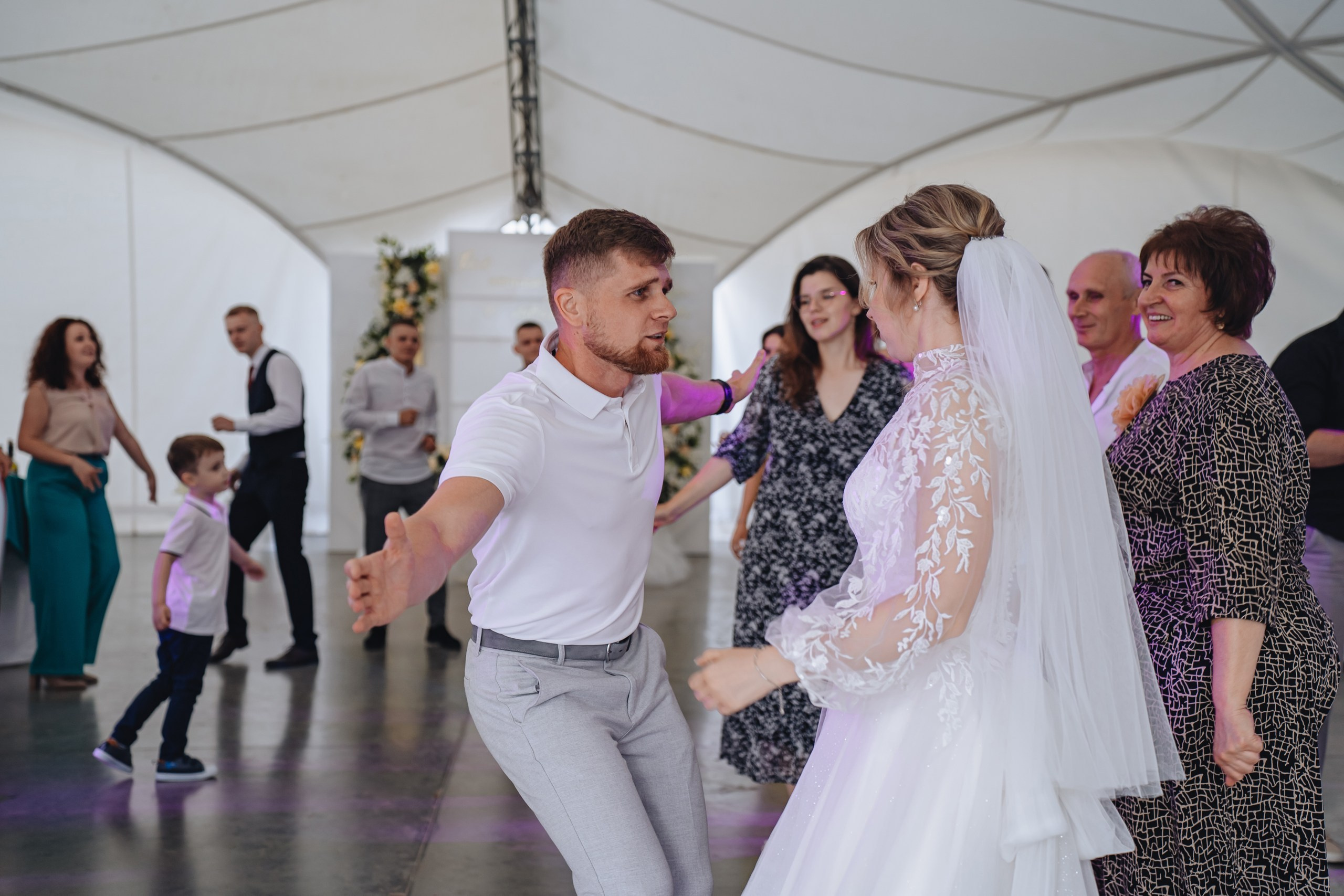 Кирилл и Ульяна. Полный день. Семейный и свадебный фотограф в Саратове Евангелина Штах