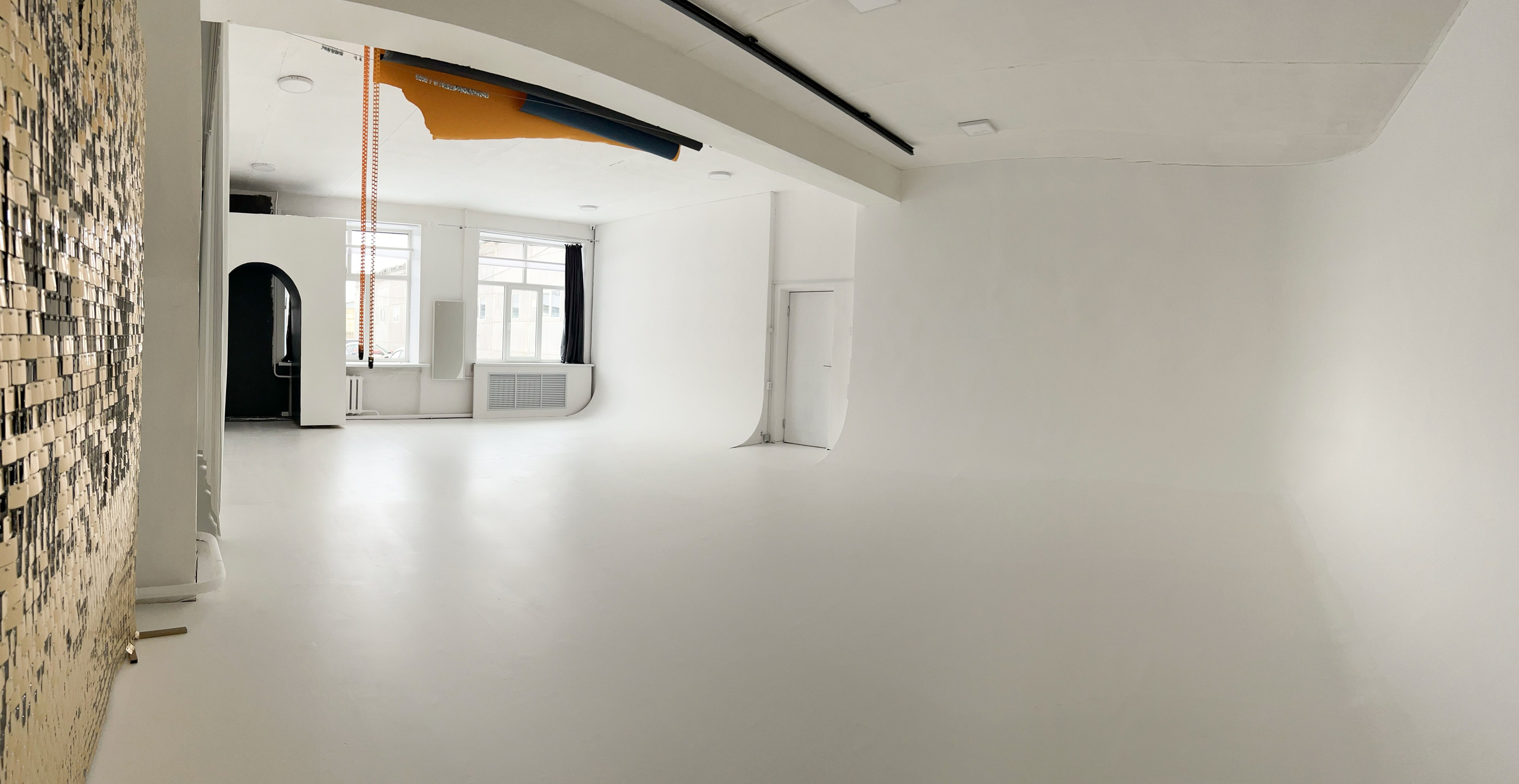 Зал Циклорама. Выпускные альбомы Нефтекамск