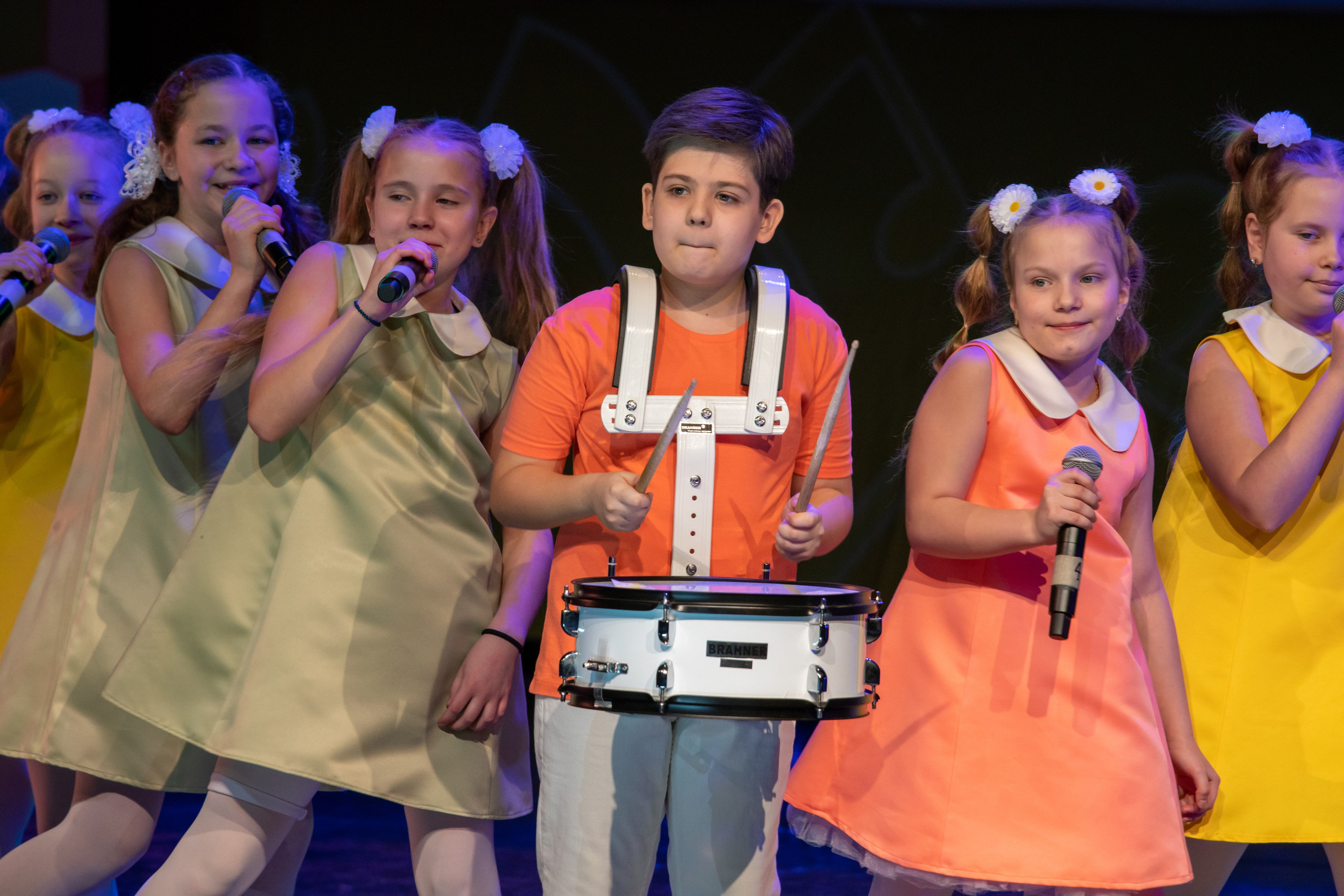 Съёмка концерта для Домисольки, большой концертный зал Космос. «Студия DRONAVT`s» — видеосъёмка и фотография г. Москва