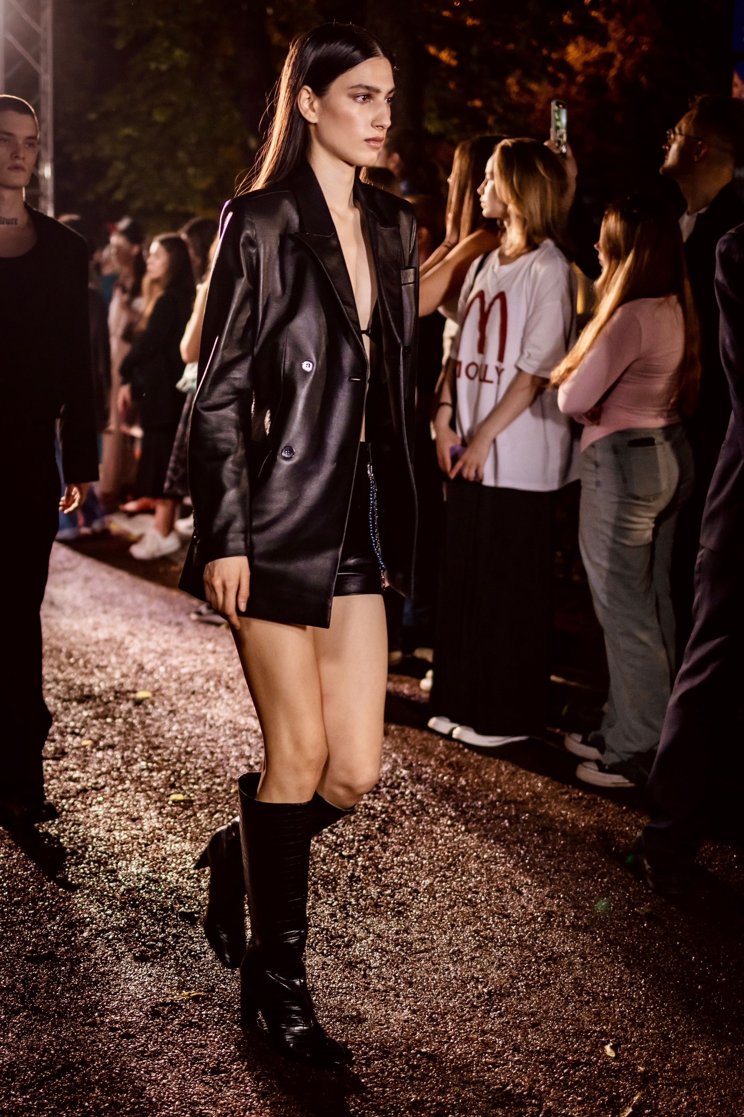 Фото с показа российских брендов на Патриках. Фотосессии и репортаж — Фотограф в Москве — Рина Серёгина