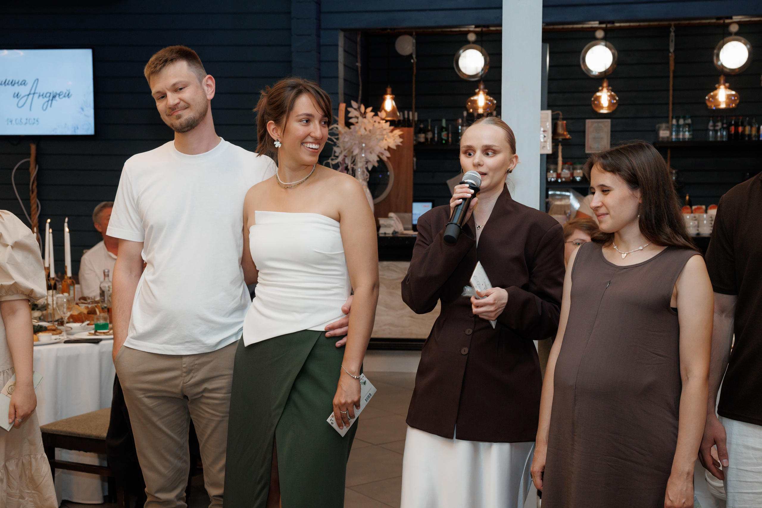 Регистрация в отеле Fish Point, ЗАГС Бутово, прогулка в Остафьево. Свадебный и репортажный фотограф (Москва, Королев и другие)