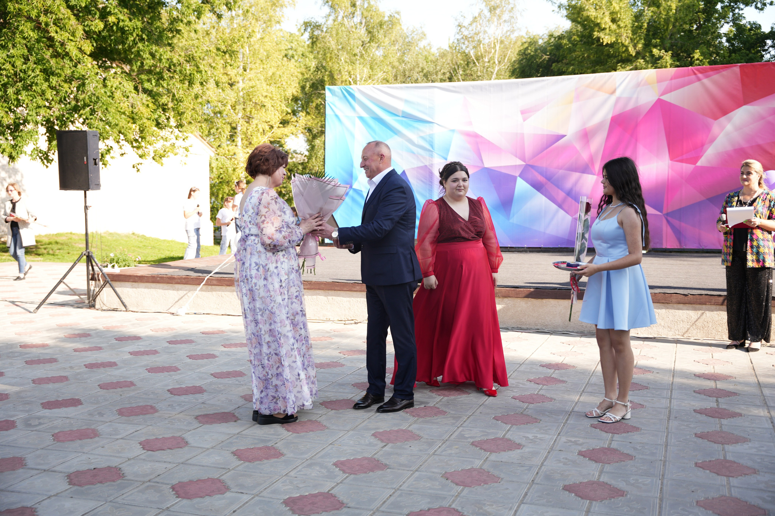 Выпускной в парке. Ольга Плаксина фотограф в Саратове