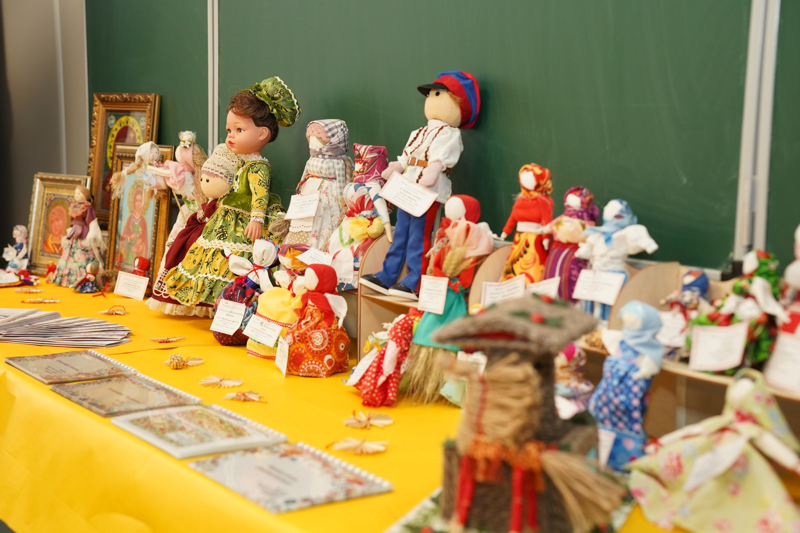 Мероприятие. MEMENTO.Выпускные альбомы, школьные, юбилейные и другие книги. Ростов-на-Дону