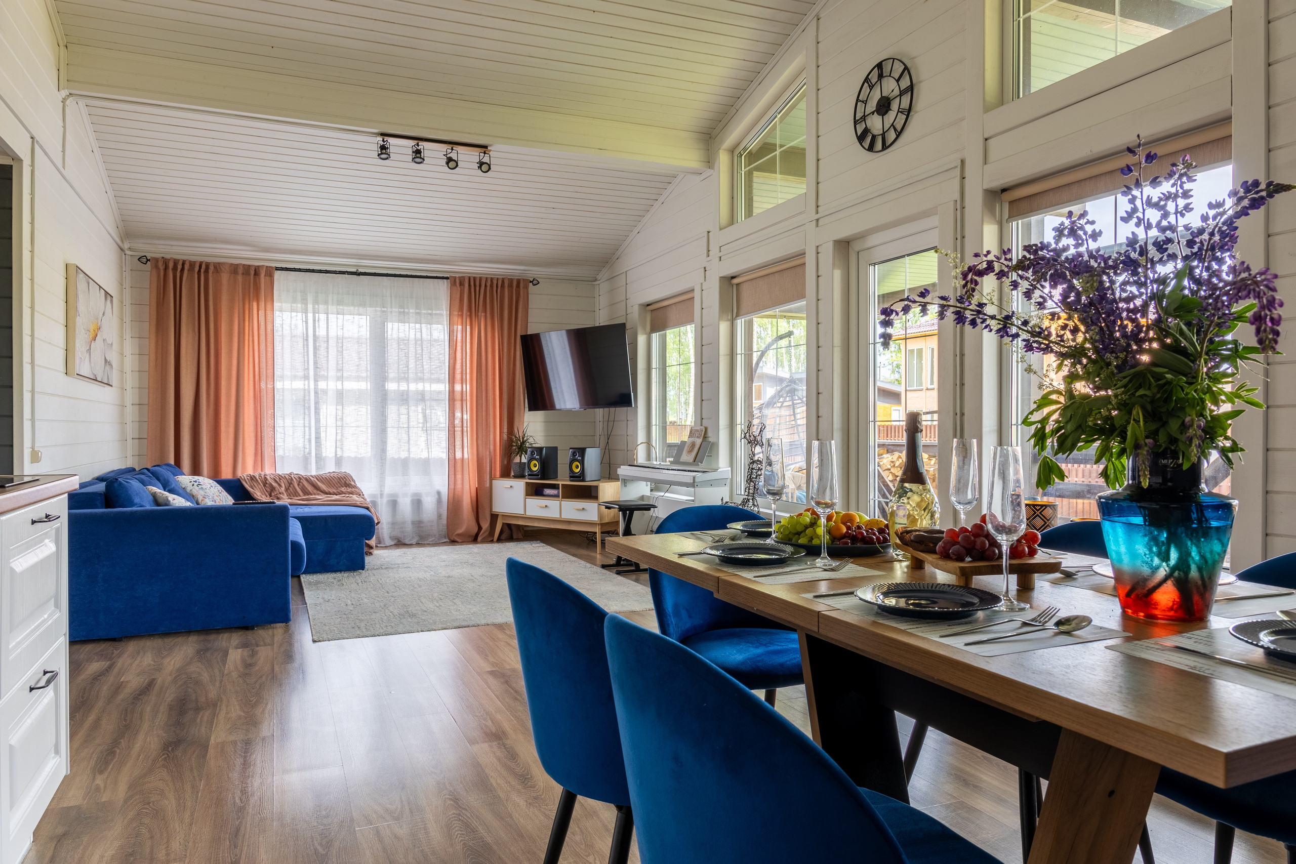 Загородный дом для посуточной аренды. Veselinskiy| Интерьерный фотограф | Москва