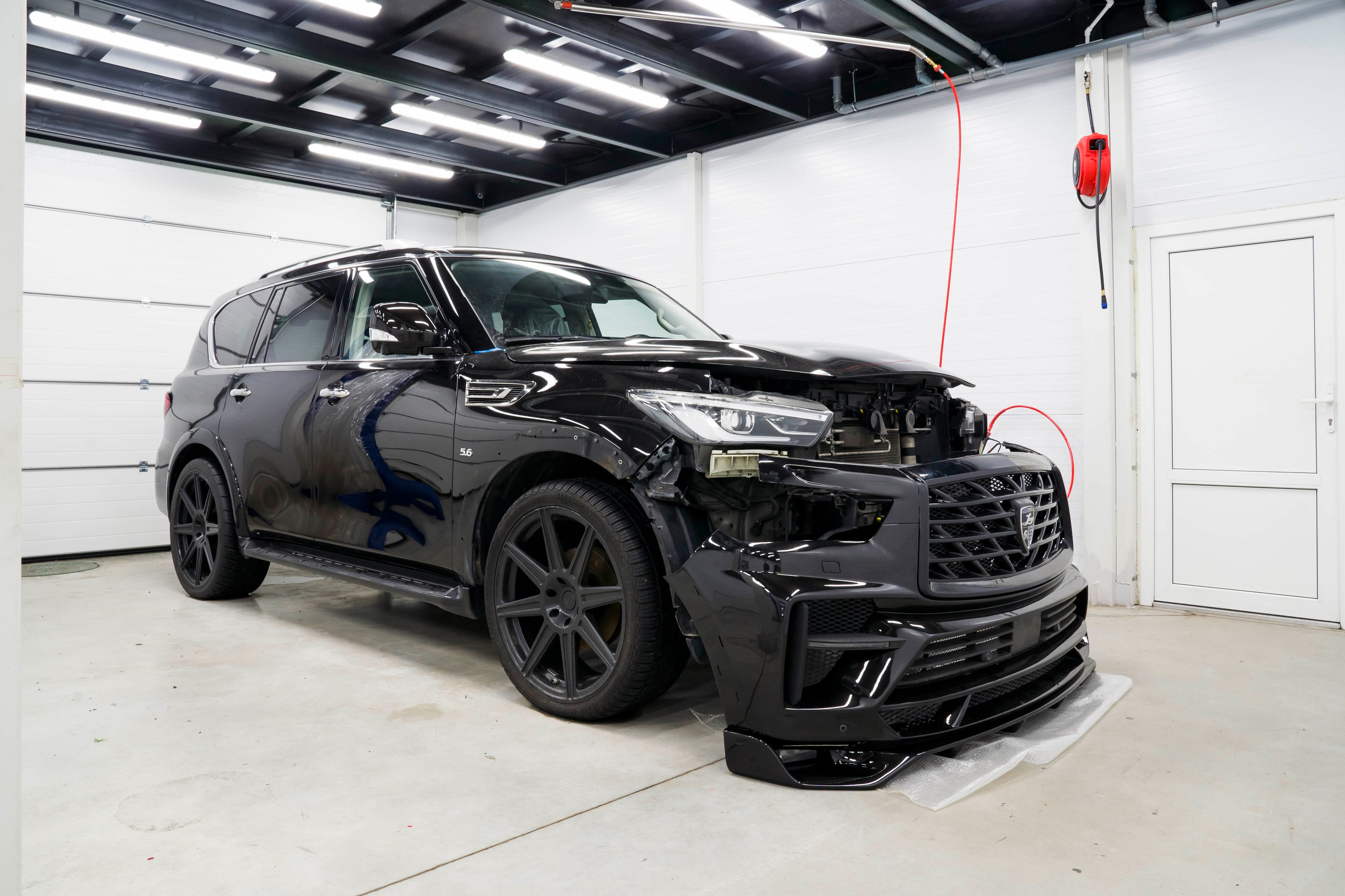 Съемка автосервиса автомойки. Фотограф в Санкт-Петербурге. Репортажная и все съёмки для бизнеса