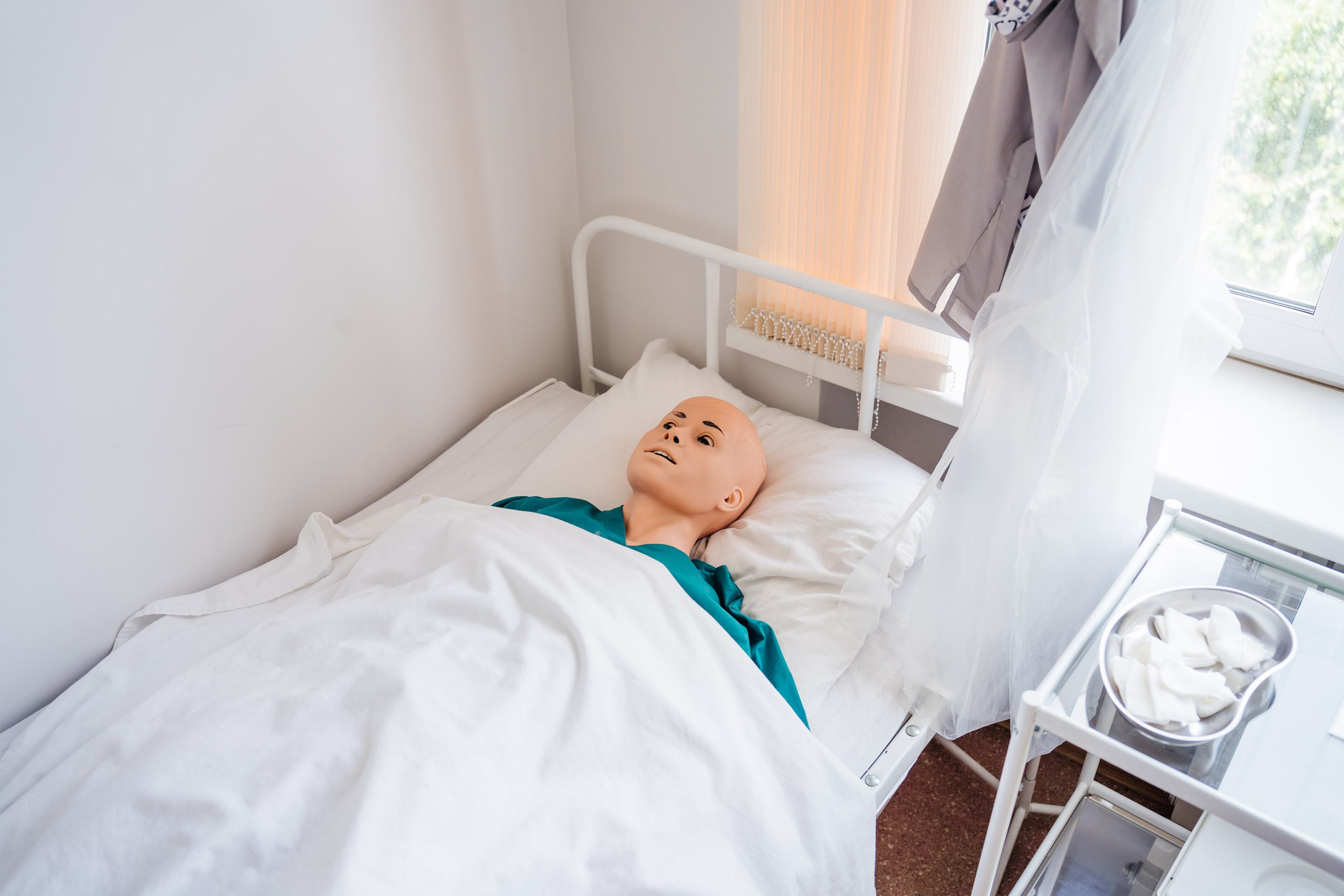 Съемка для Уральского медицинского колледжа ЮМЕД. Видеограф и Фотограф в Челябинске Ксения и Владимир Рюмины