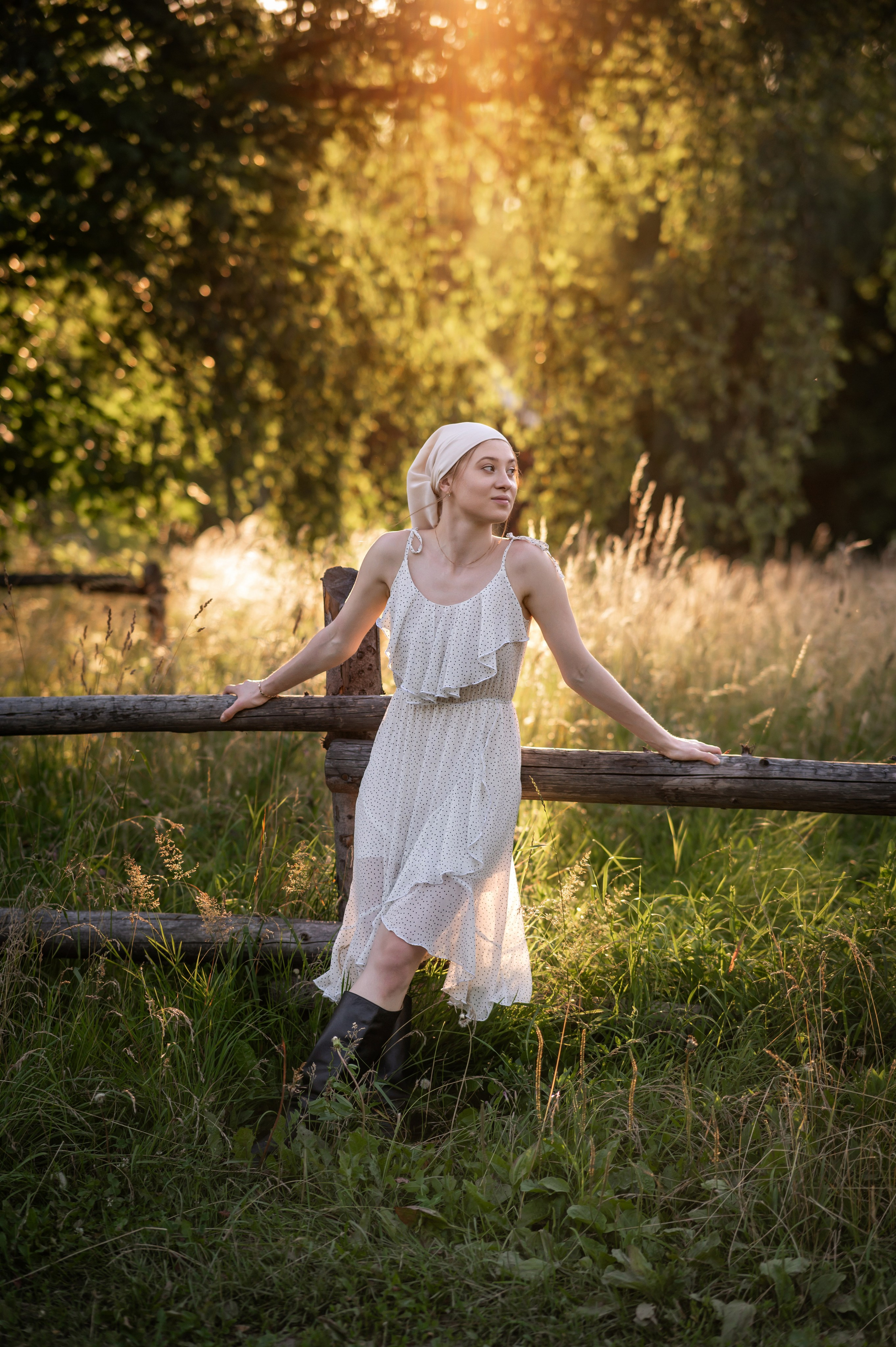 Анастасия в кинодеревне (Горки Ленинские)