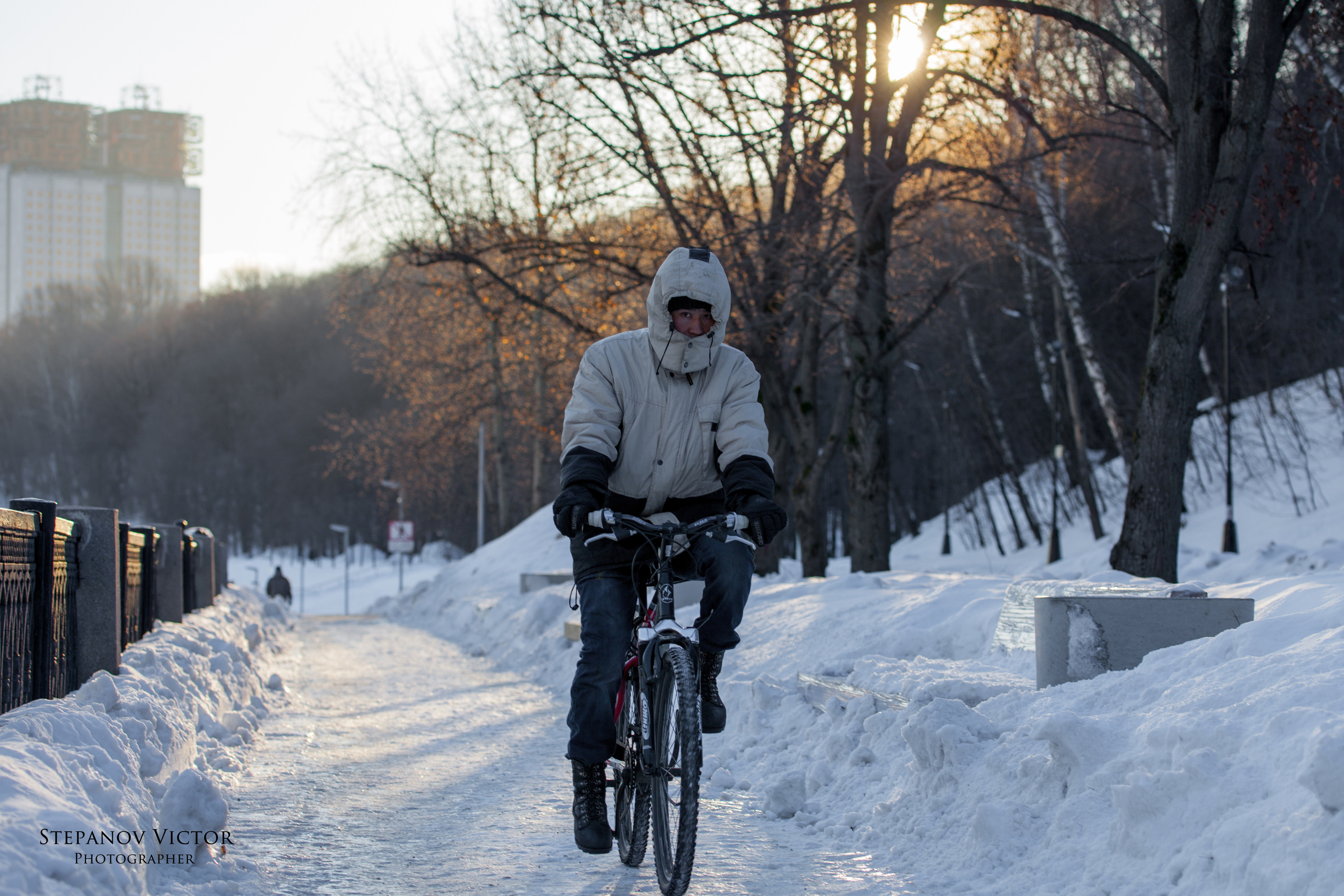 Уличные фотографии Виктор Степанов. Фотограф Виктор Степанов