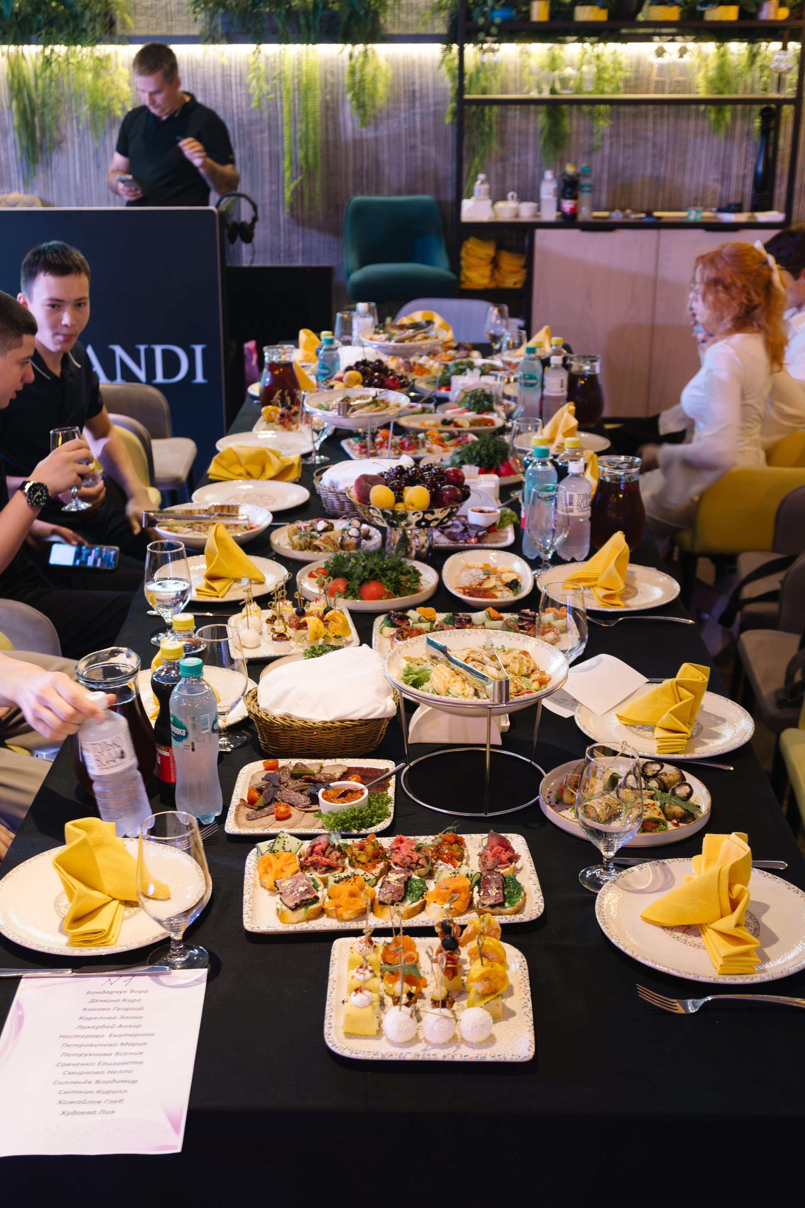 Выпускной 9В класса 2025. Артур Иликчян — Wedding & Event фотограф в Краснодаре