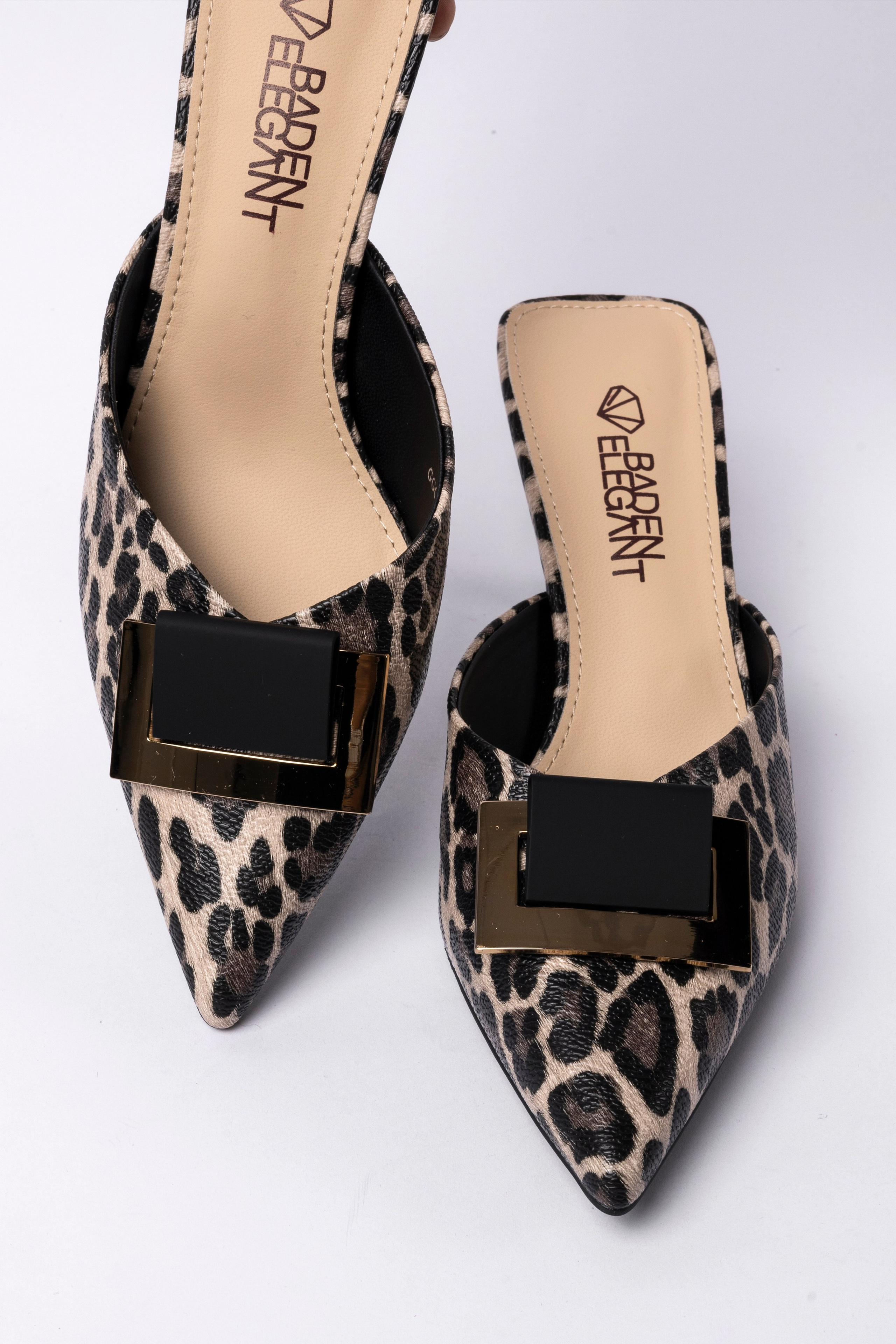 Каталожная съёмка для интернет магазинов. Автопортретная фотостудия в Казани