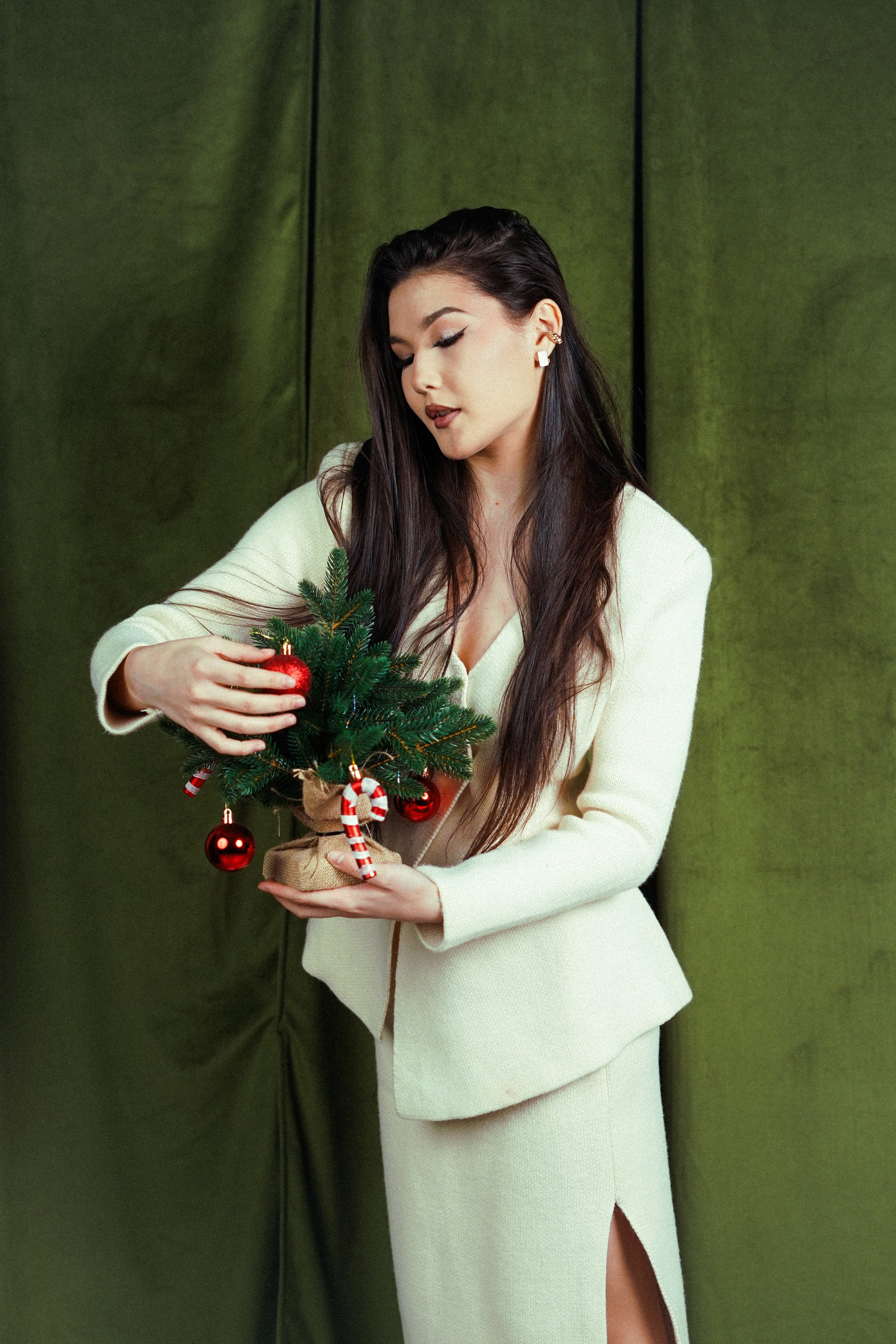 Новогодняя съемка — Айна. Концертный и репортажный фотограф Ханты-Мансийск Воинская Татьяна