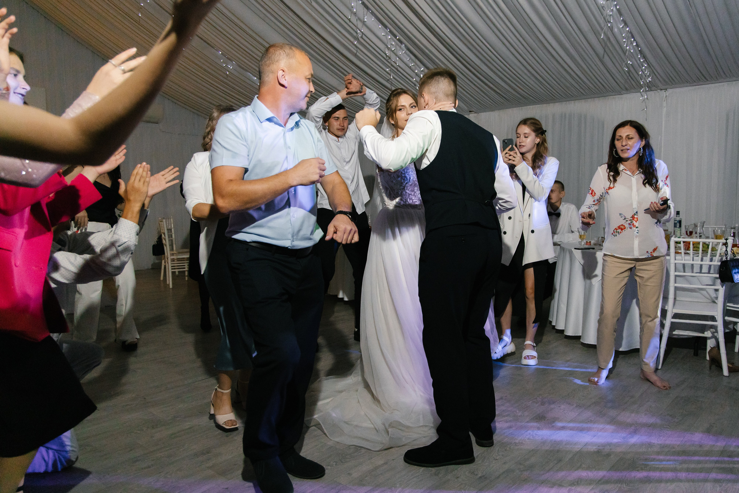 Ксения и Антон (полный день). Фотограф в Барнауле Юлия Садвокасова