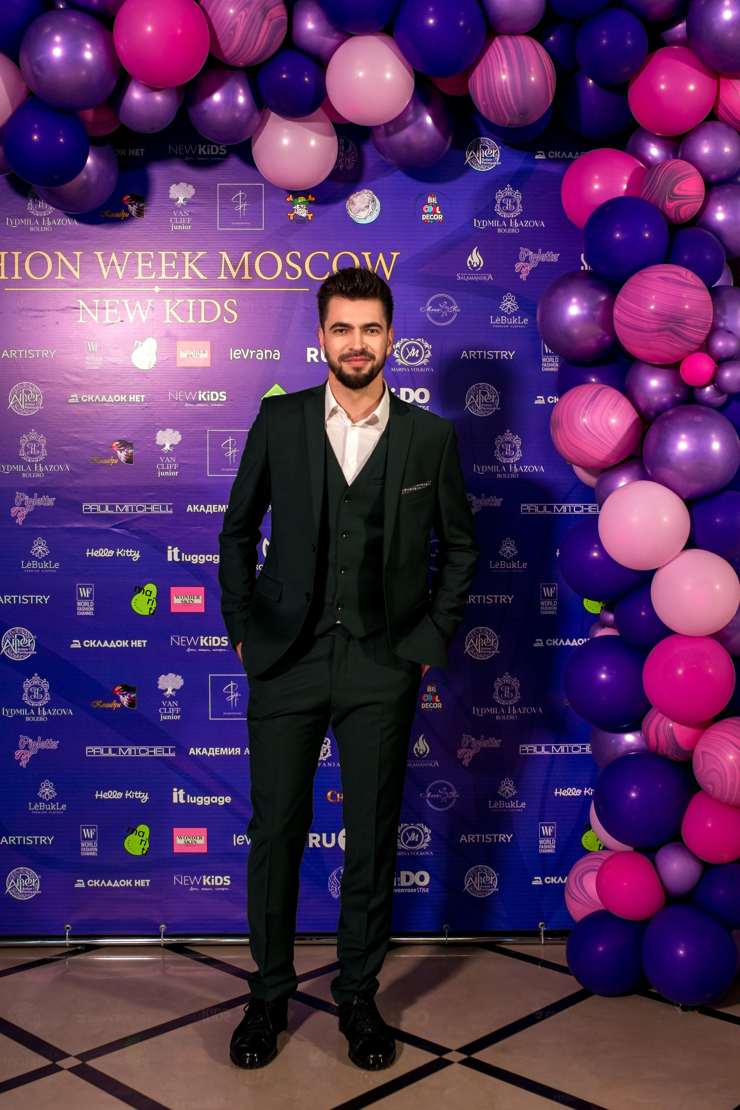 Показ Итальянской моды в России весна 2022. Женский фотограф Крещение Венчание Москва Брянск