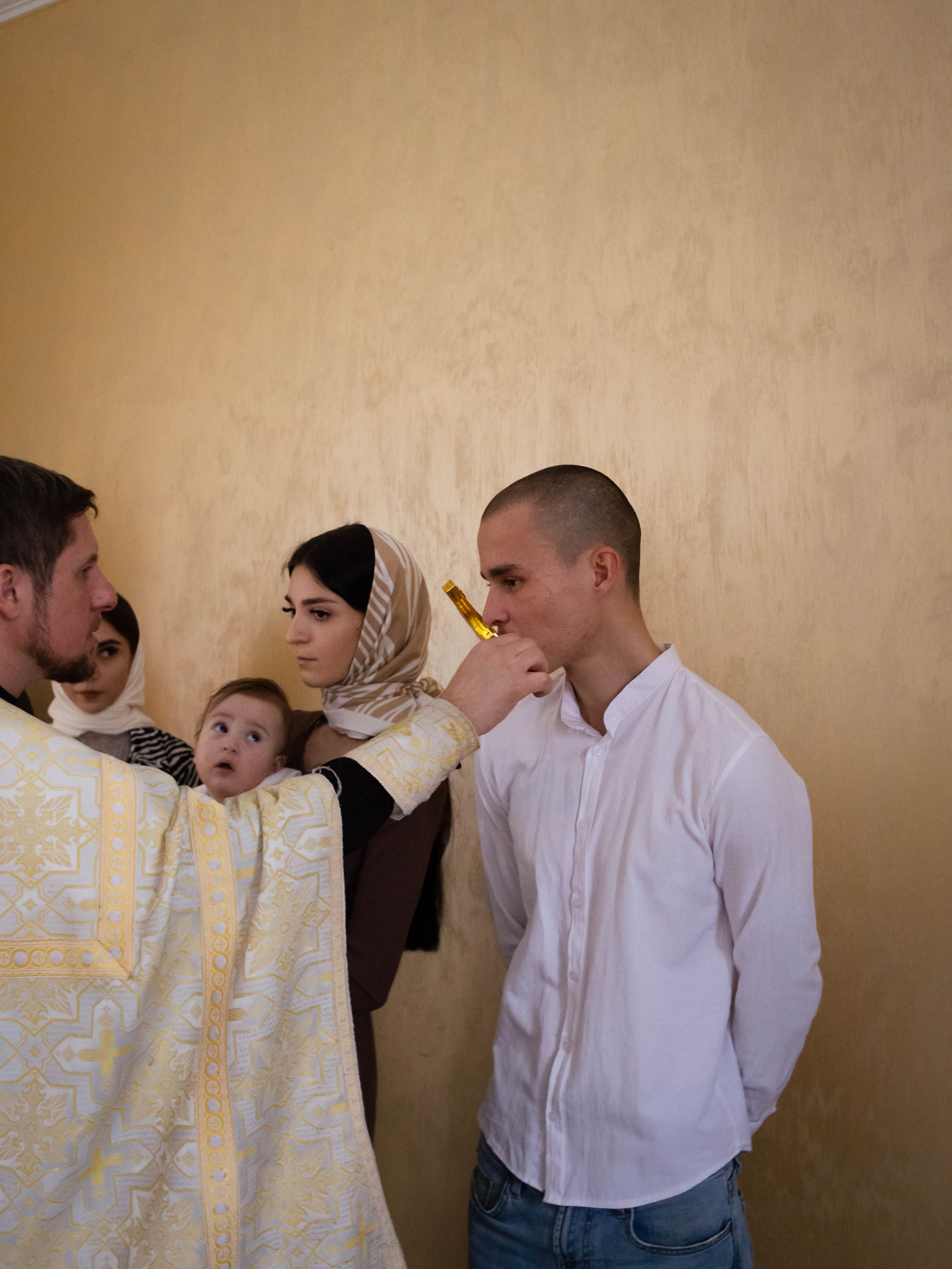 Крещение Эмира. Семейный фотограф Софи Симакова в Волгограде и Волжском
