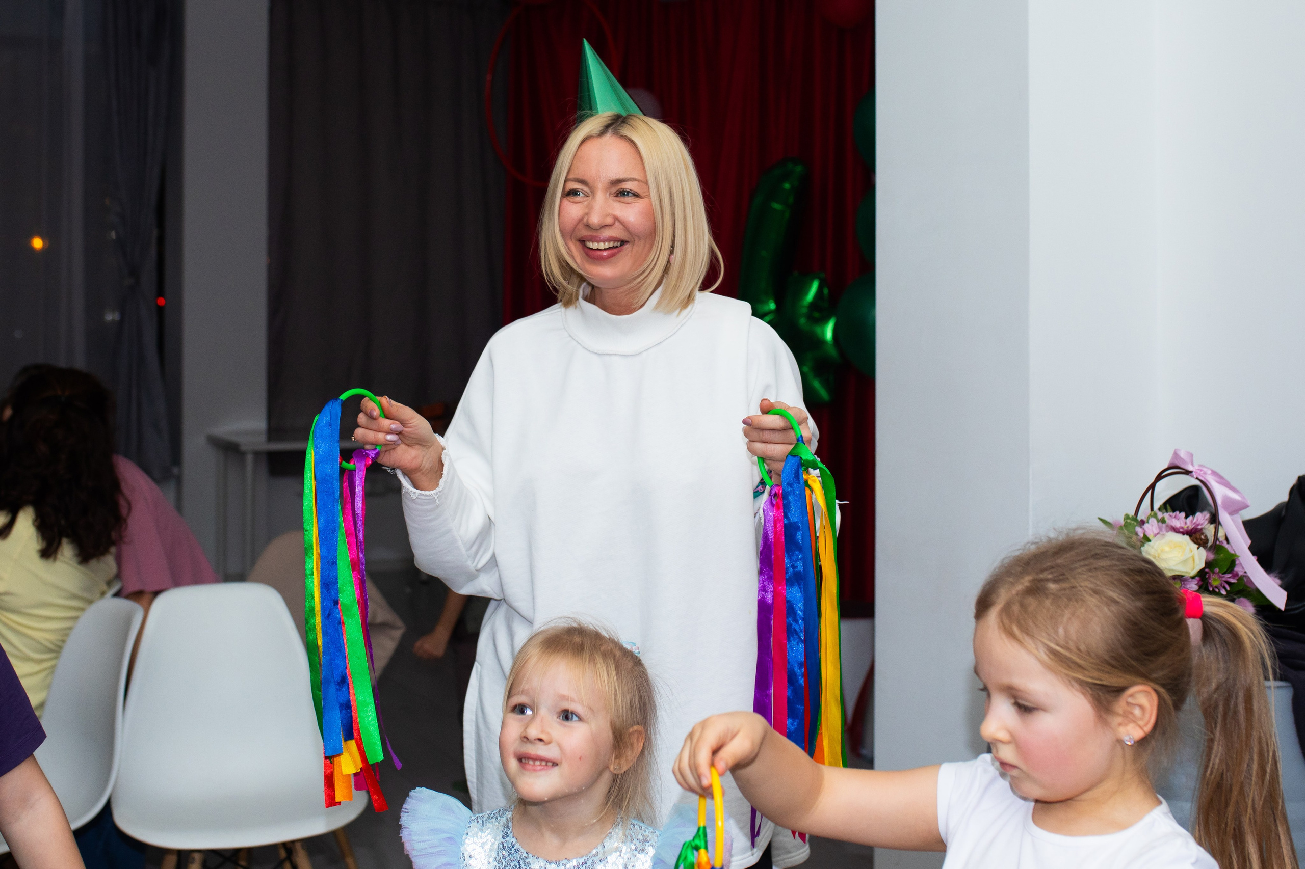 Гринч или как выключили свет в лофте вечером) атмосферные фото детского праздника со свечами и фонариками. Фотограф в Новосибирске Ася Зверева