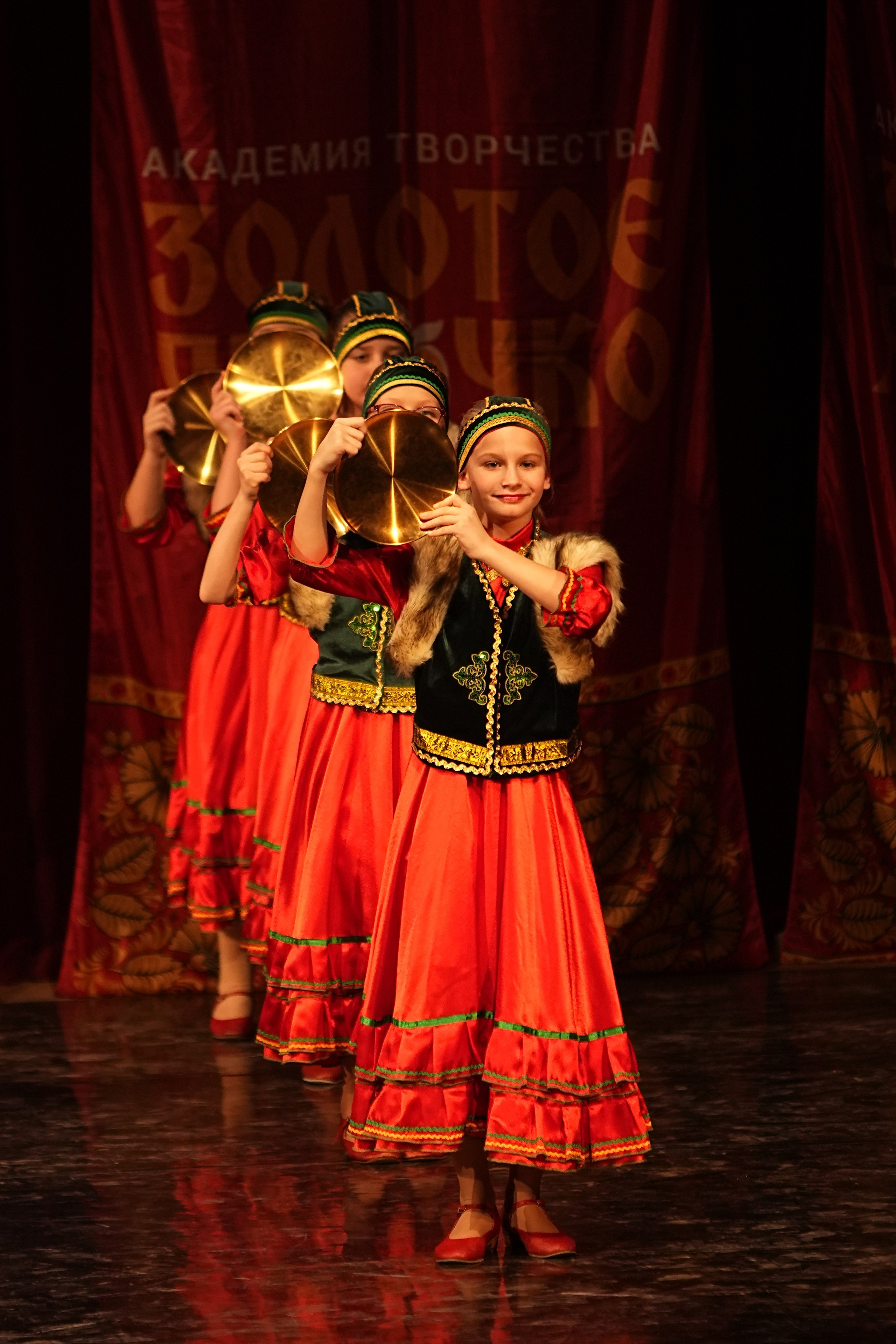 16 февраля, блок 1, г. Москва. Золотое яблочко