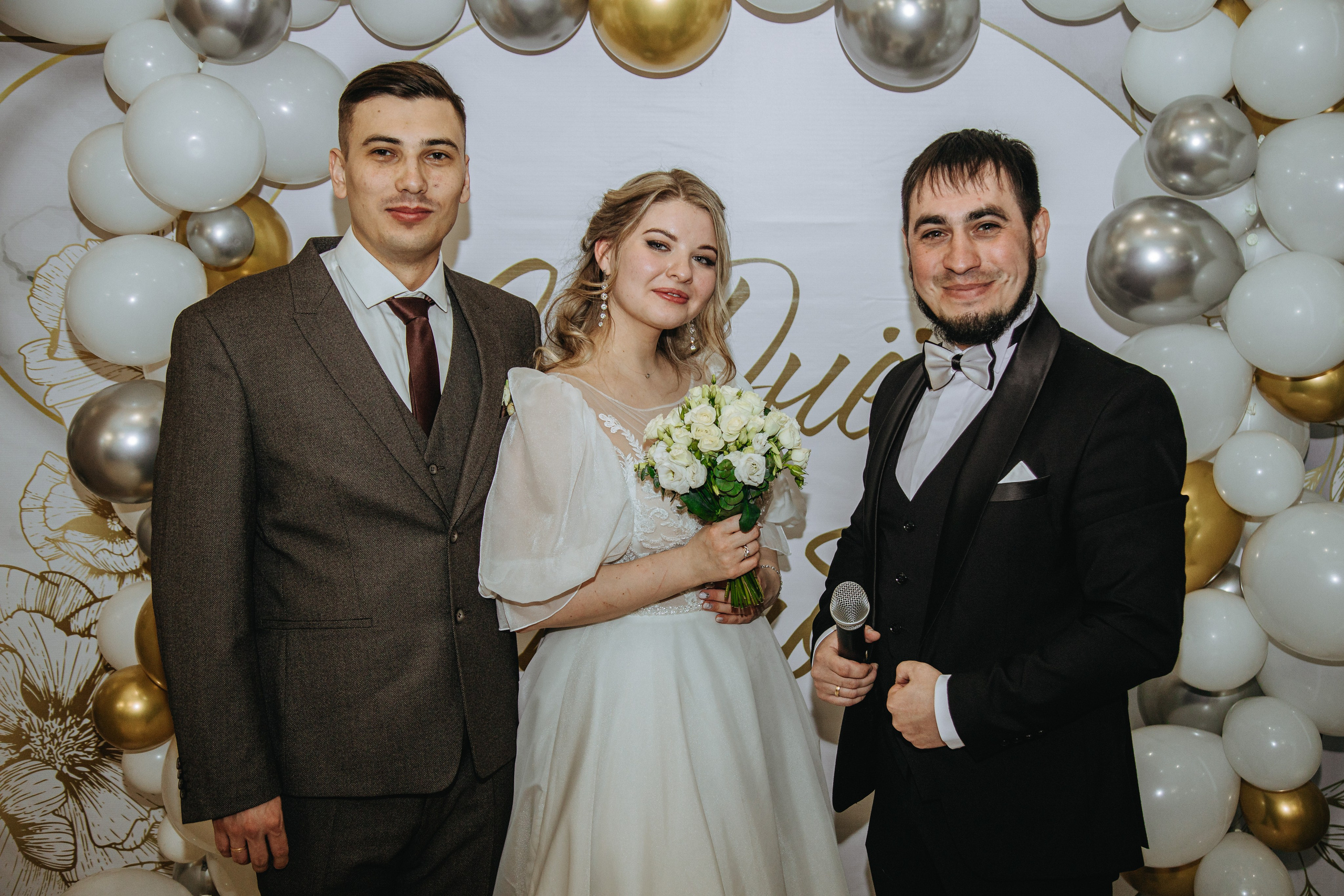 Фото. Ведущий ярких праздников — Сергей Велигодский