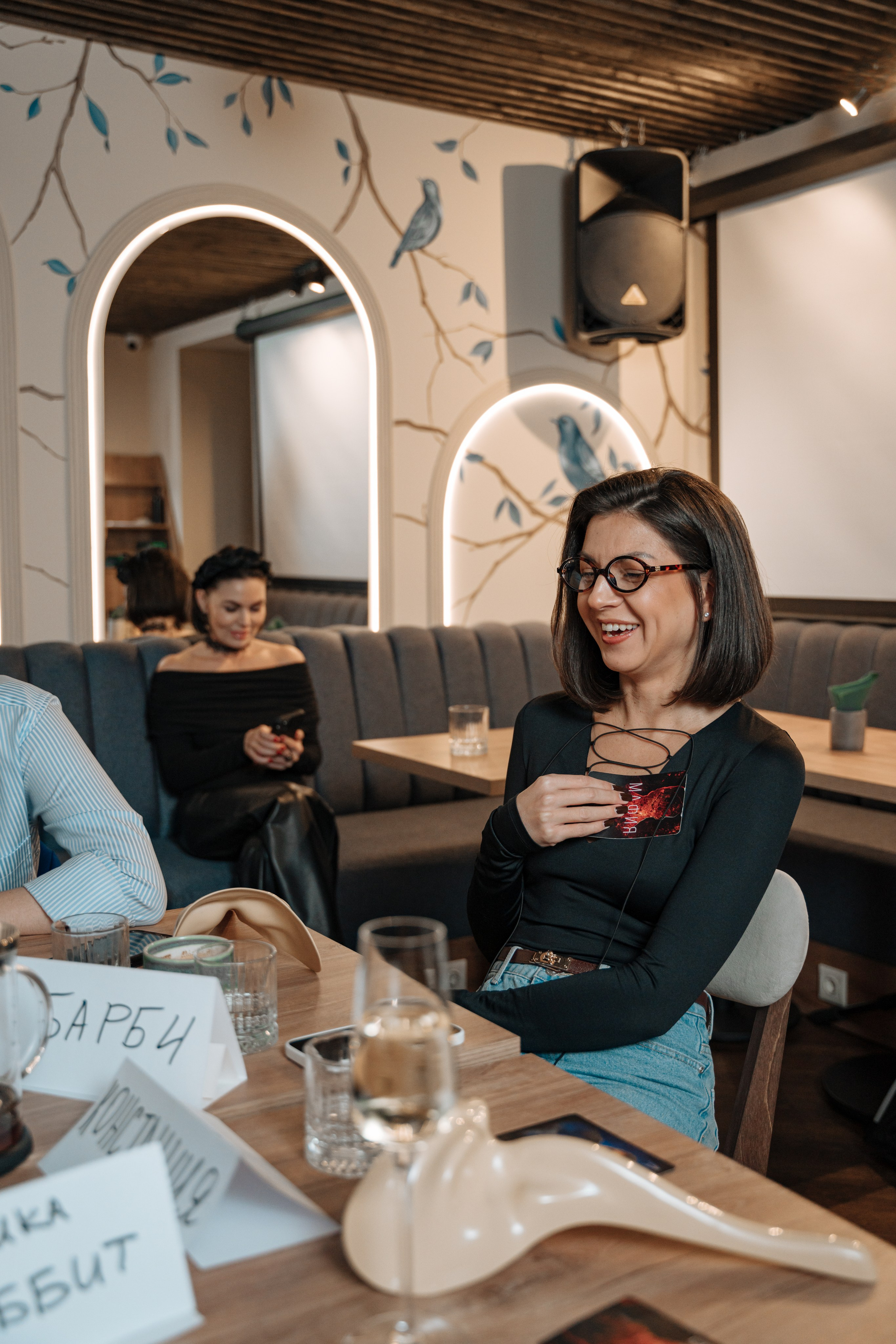 Мафия. Бар FINCH. ЖЕНСКИЙ КЛУБ LAXMI. Портретный фотограф в Санкт-Петербурге Дмитриева Наталия