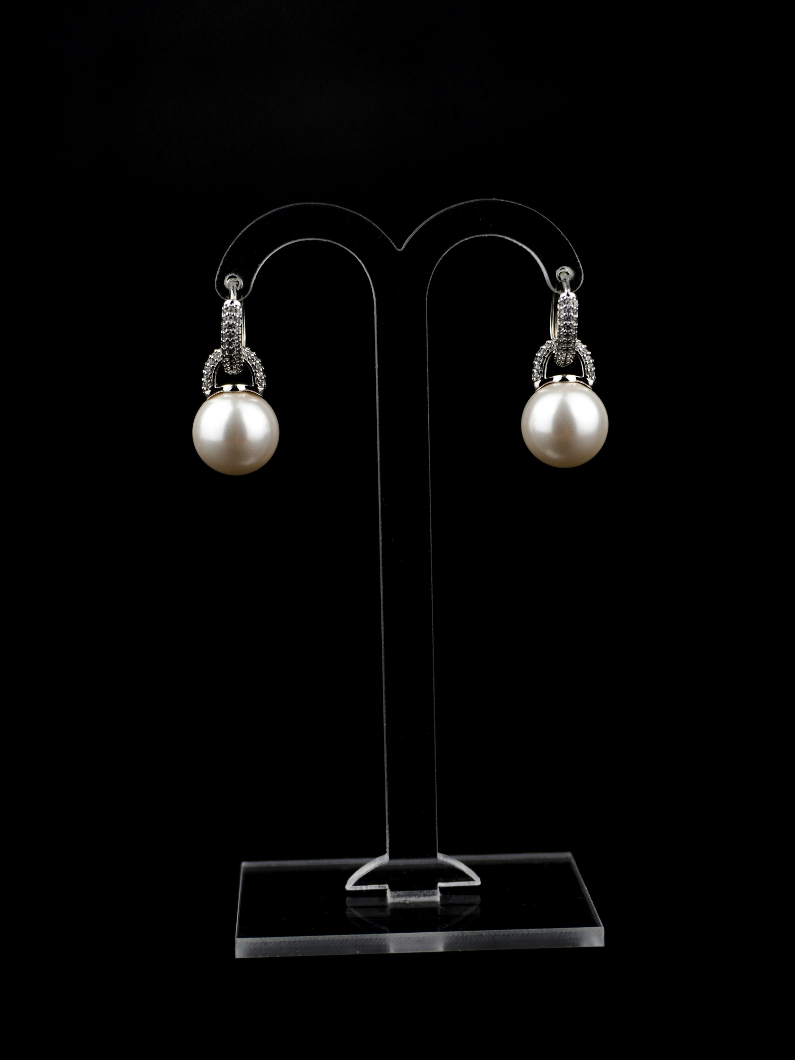 Украшения. Кузнецова Мария — профессиональный фотограф в Санкт-Петербурге | Предметная фотосъёмка, модельные тесты, актёрское портфолио, концерты