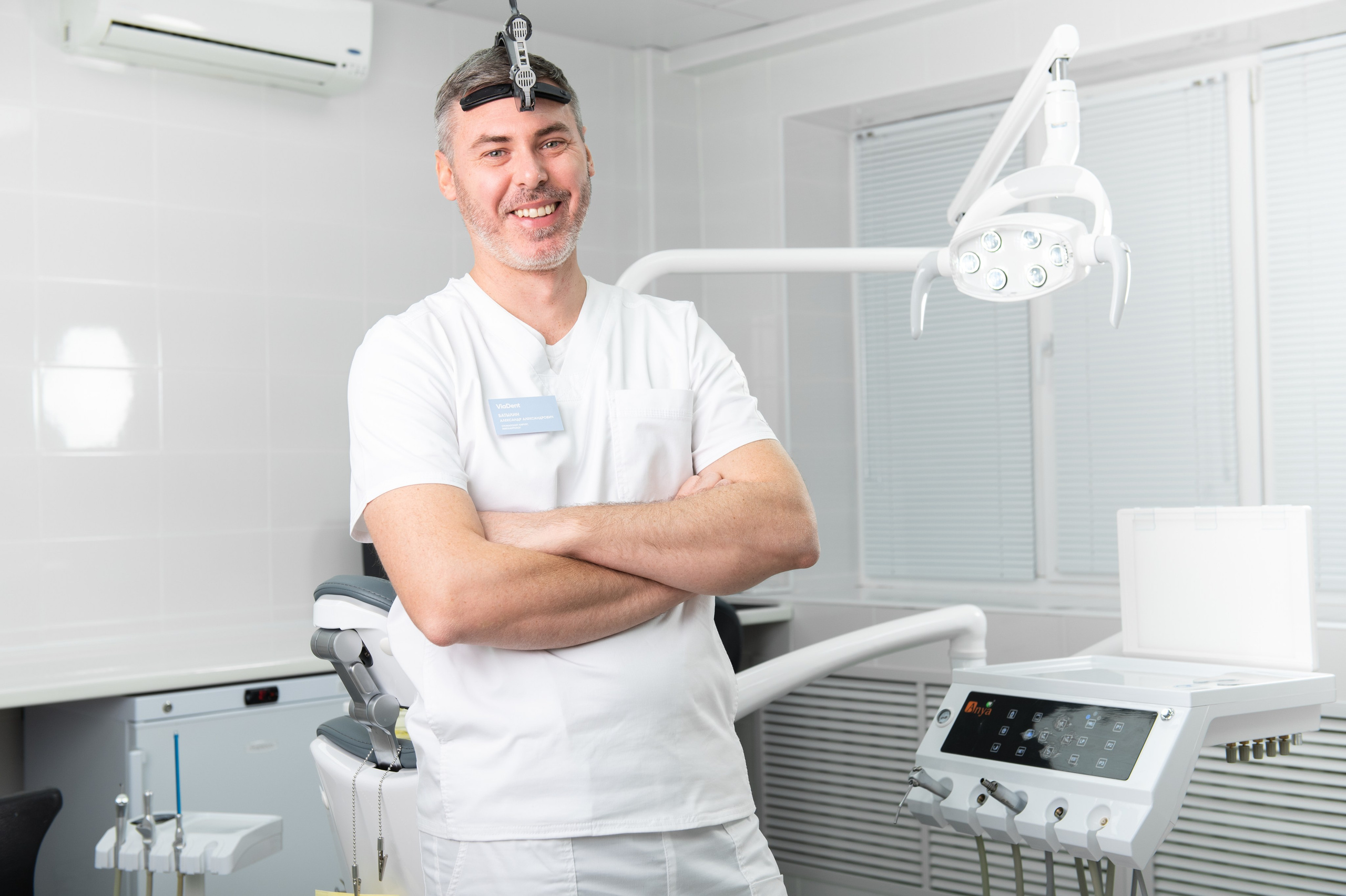 Кужаков Николай — корпоративная съёмка, бизнес портрет. Рекламный и имиджевый фотограф Кужаков Николай