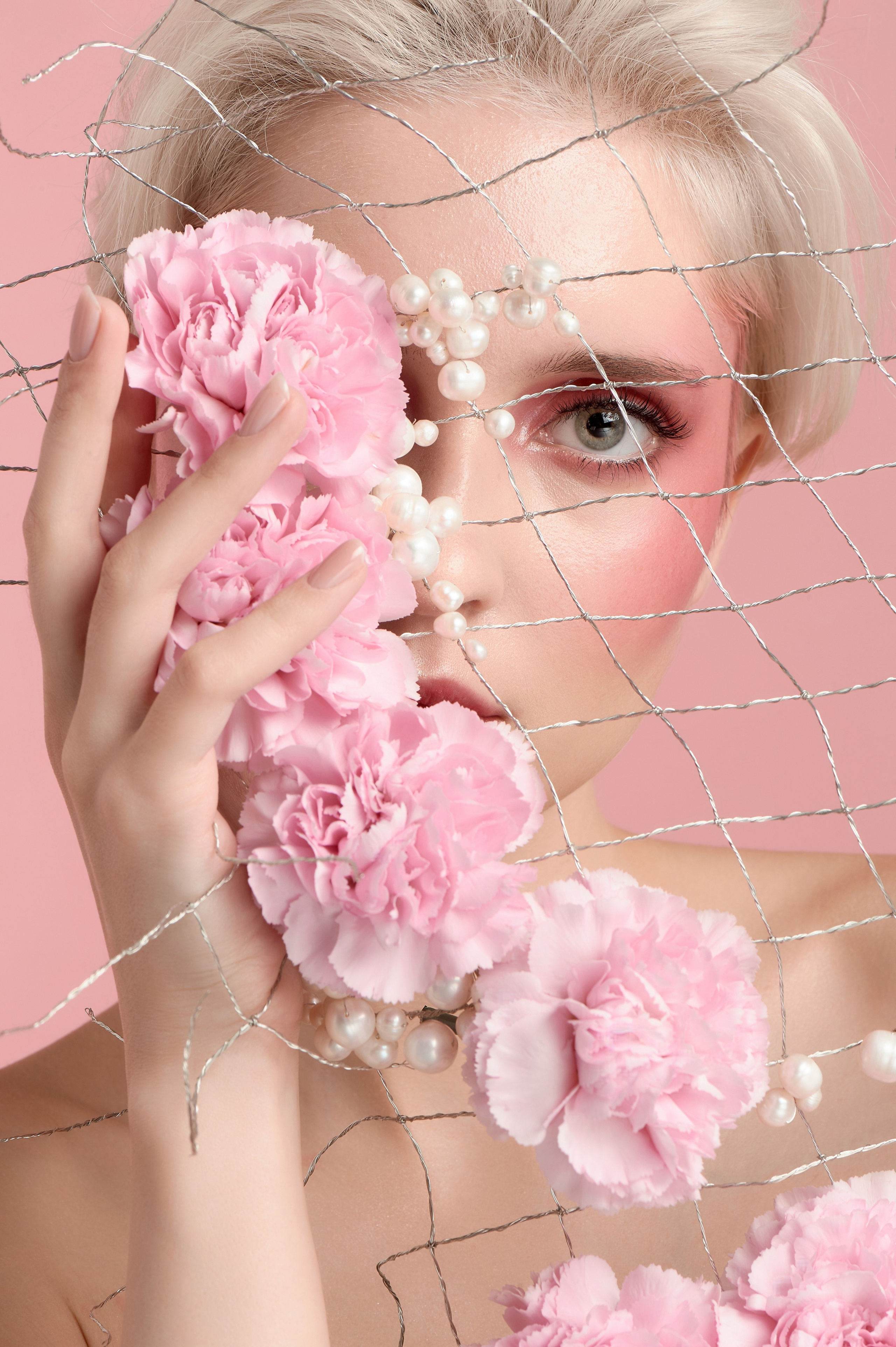 Бьюти съемка на розовом фоне. Фотограф, психолог в Москве, Жуковском, Раменском Галина Майлер