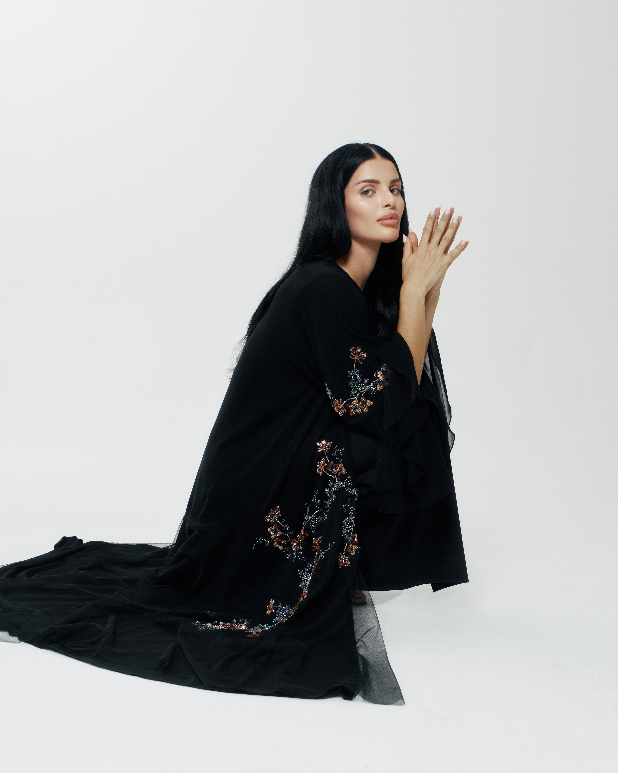 ABAYA. KRISTINA SHAVRINA