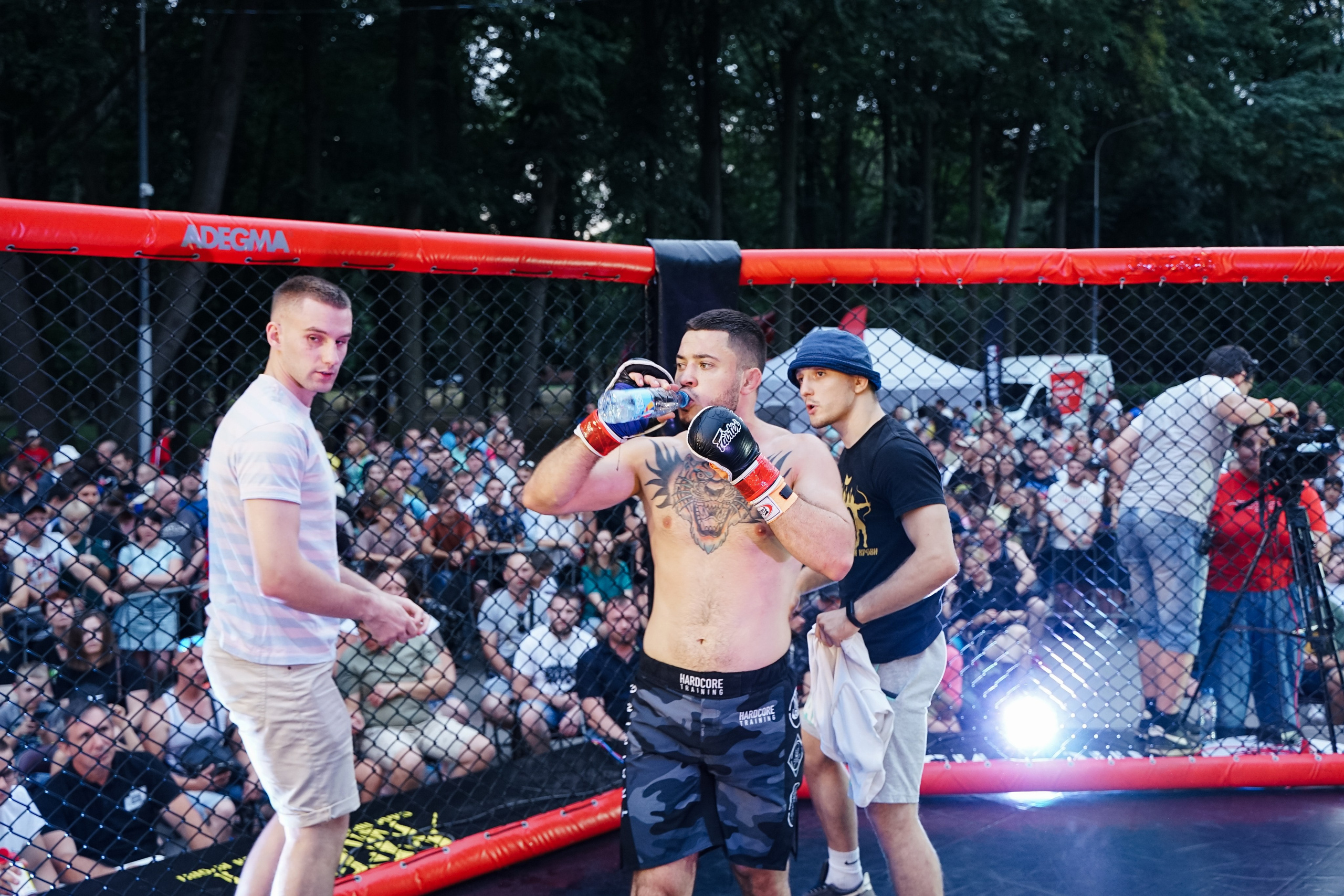 Вечер боев в ЦПКиО. Фотограф Надежда Погребняк | Рязань | Москва