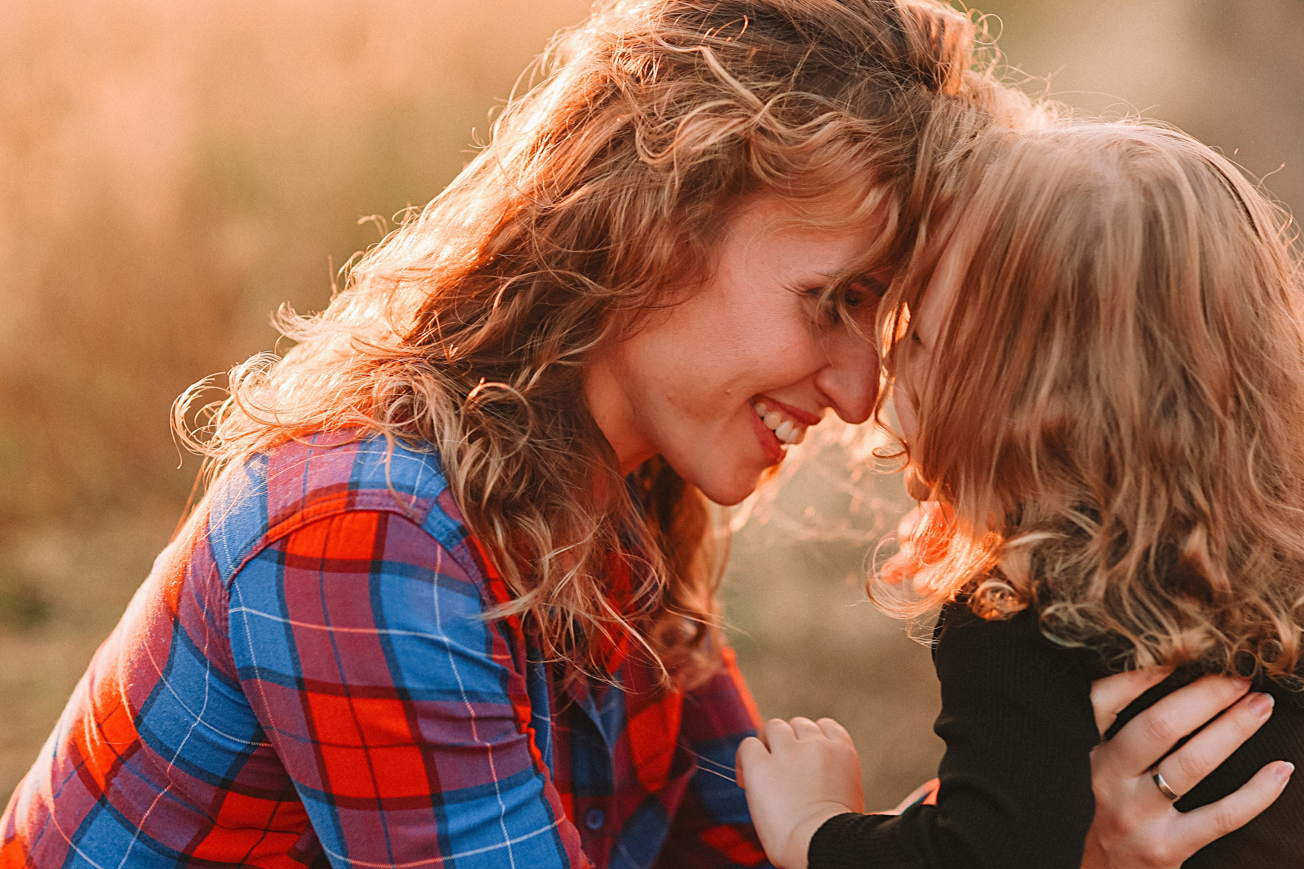 Поле. Семейный фотограф Тюмень, фотограф на роды Салмина Мария