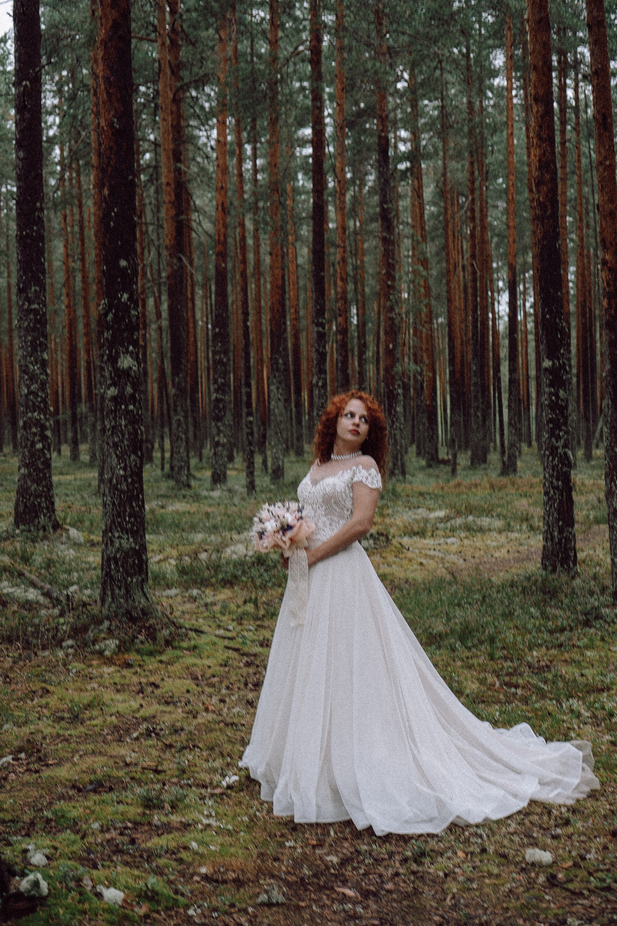 СВАДЕБНАЯ ФОТОСЕССИИЯ ПАРЫ В ГОРОДЕ ПРИОЗЕРСК В СОСНОВОМ ЛЕСУ И С ПИКАПОМ. Профессиональный фотограф, Санкт-Петербург — Виктория Богомолова