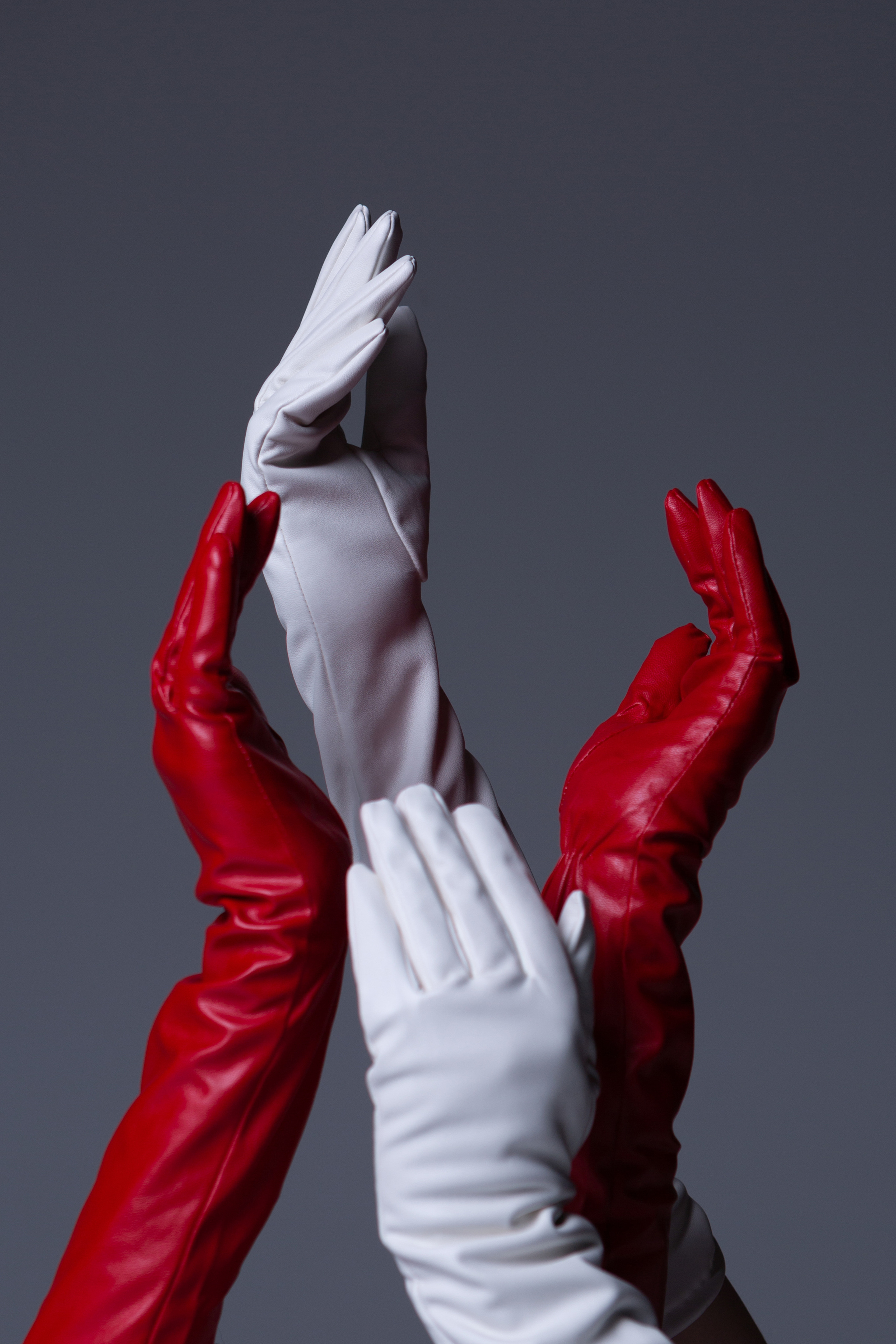 Red black white. Фотограф Любовь Белявцева