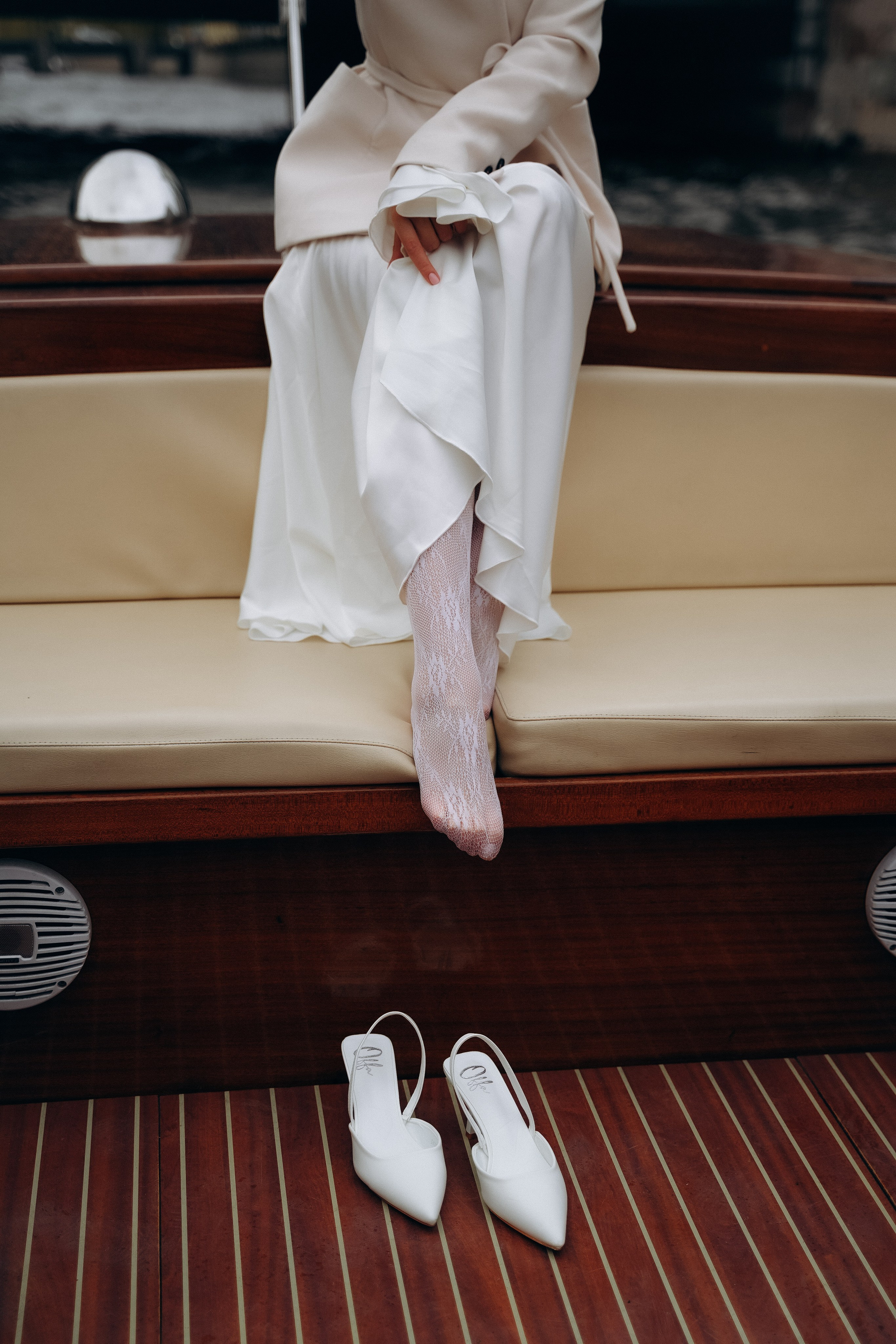 Свадебная фотосессия на катере в Питере