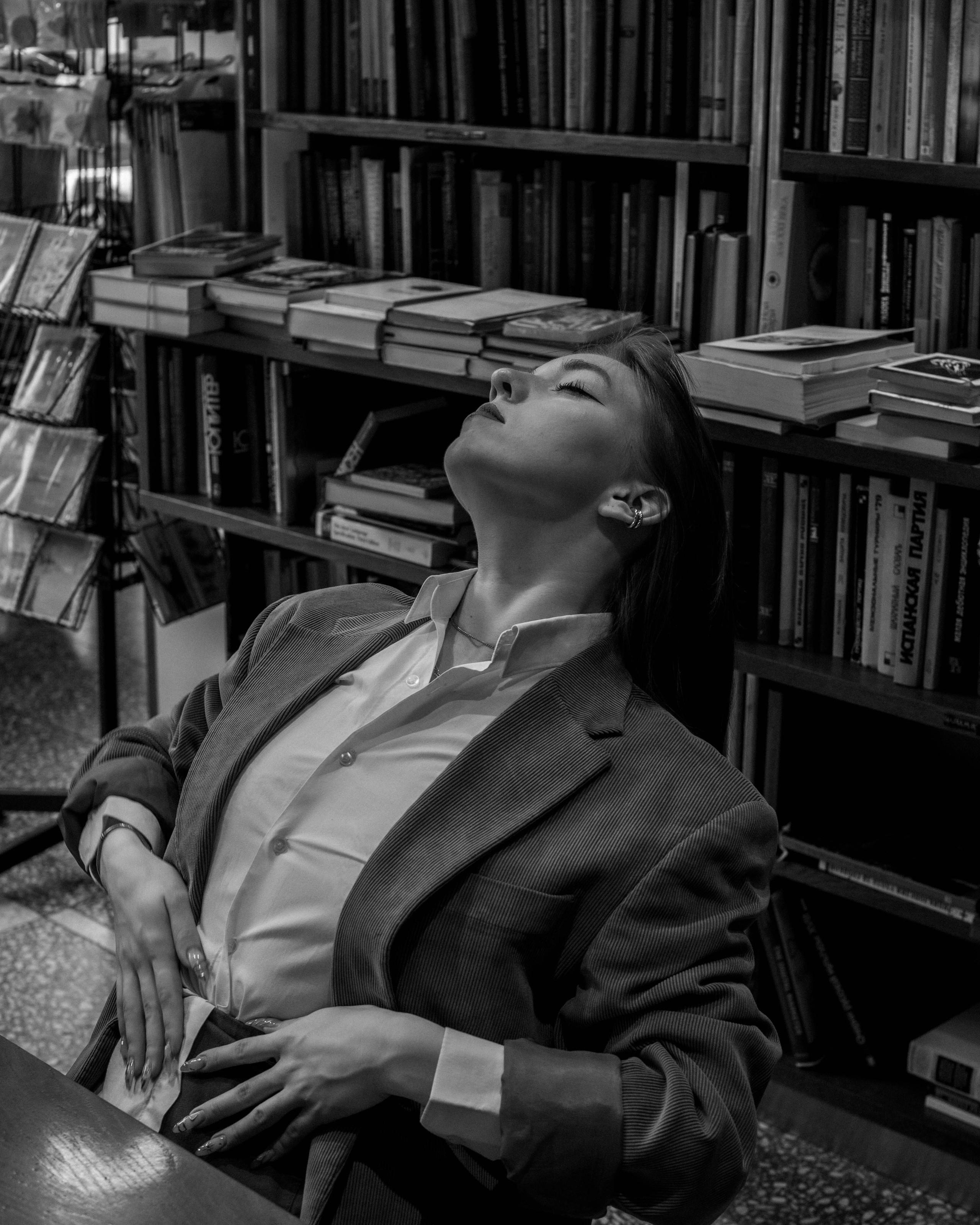 Оля. Женский фотограф. Создатель украшений ручной работы. Модель