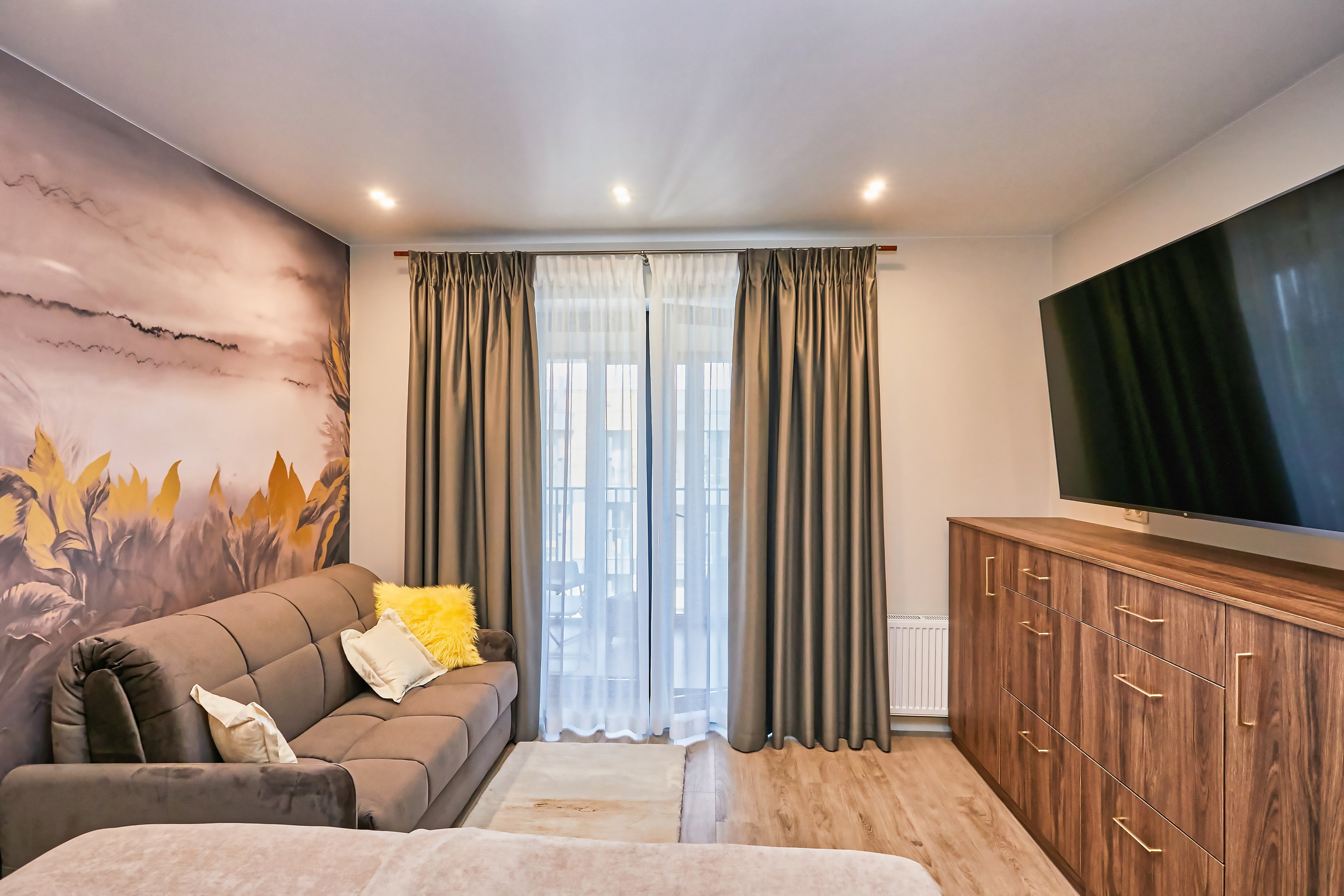 фотосъемка интерьеров гостиницпрофессиональный фотограф отелейпродающие фото для яндекса островок Островок, Суточно.ру, Твил, Отелло, Яндекс.Путешествия, Travelata , Hotellook фотограф для отеляинтерьерная съемка номеровфотосъемка апартаментоврекламное фото гостиниц