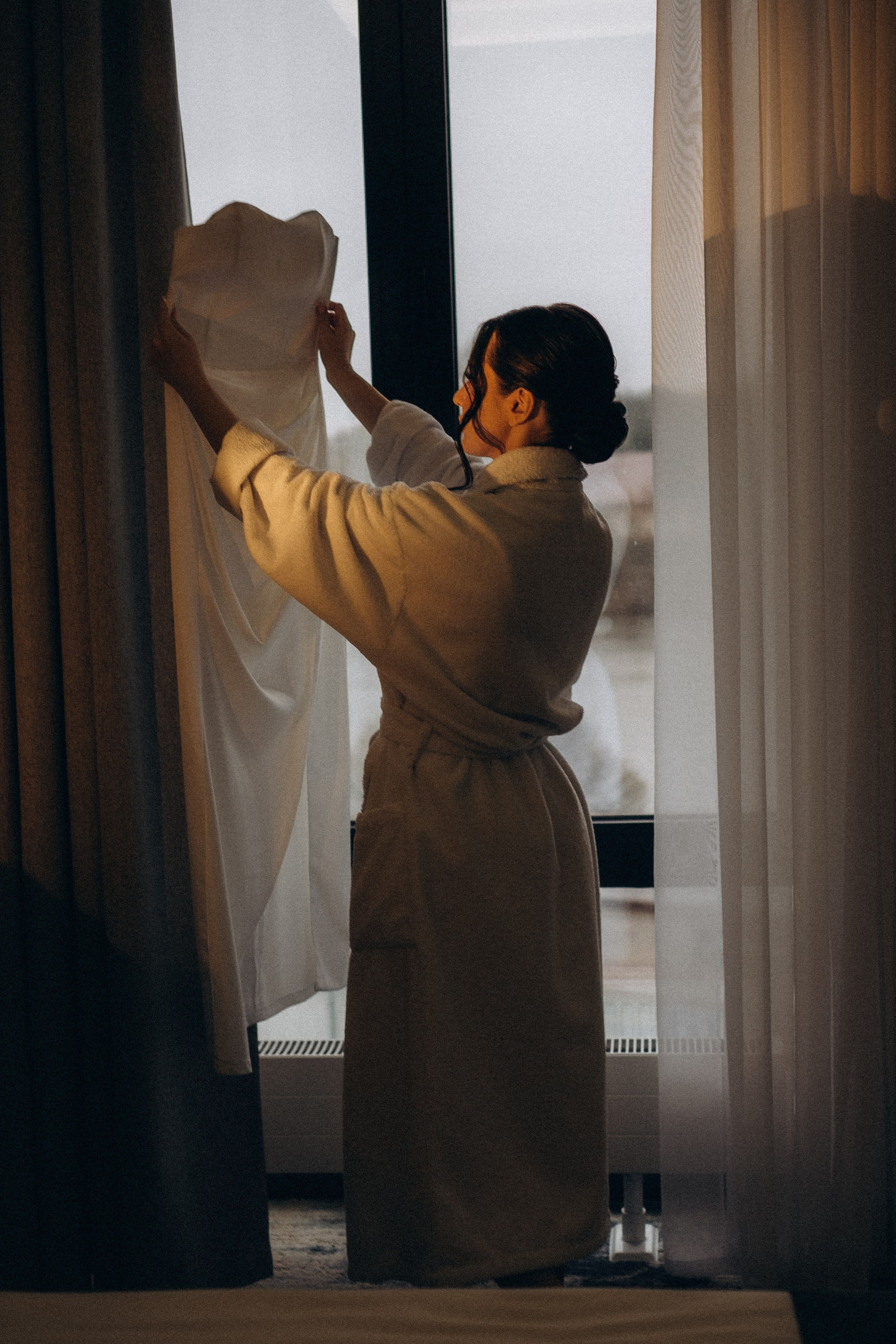 СВАДЕБНАЯ СЬЕМКА СБОРОВ ЖЕНИХА И НЕВЕСТЫ В ОТЕЛЕ И ТАКЖЕ ФОТОСЕССИИЯ В ОТЕЛЕЕ МЕГАПОЛИС БРЯНСК. Профессиональный фотограф, Санкт-Петербург — Виктория Богомолова