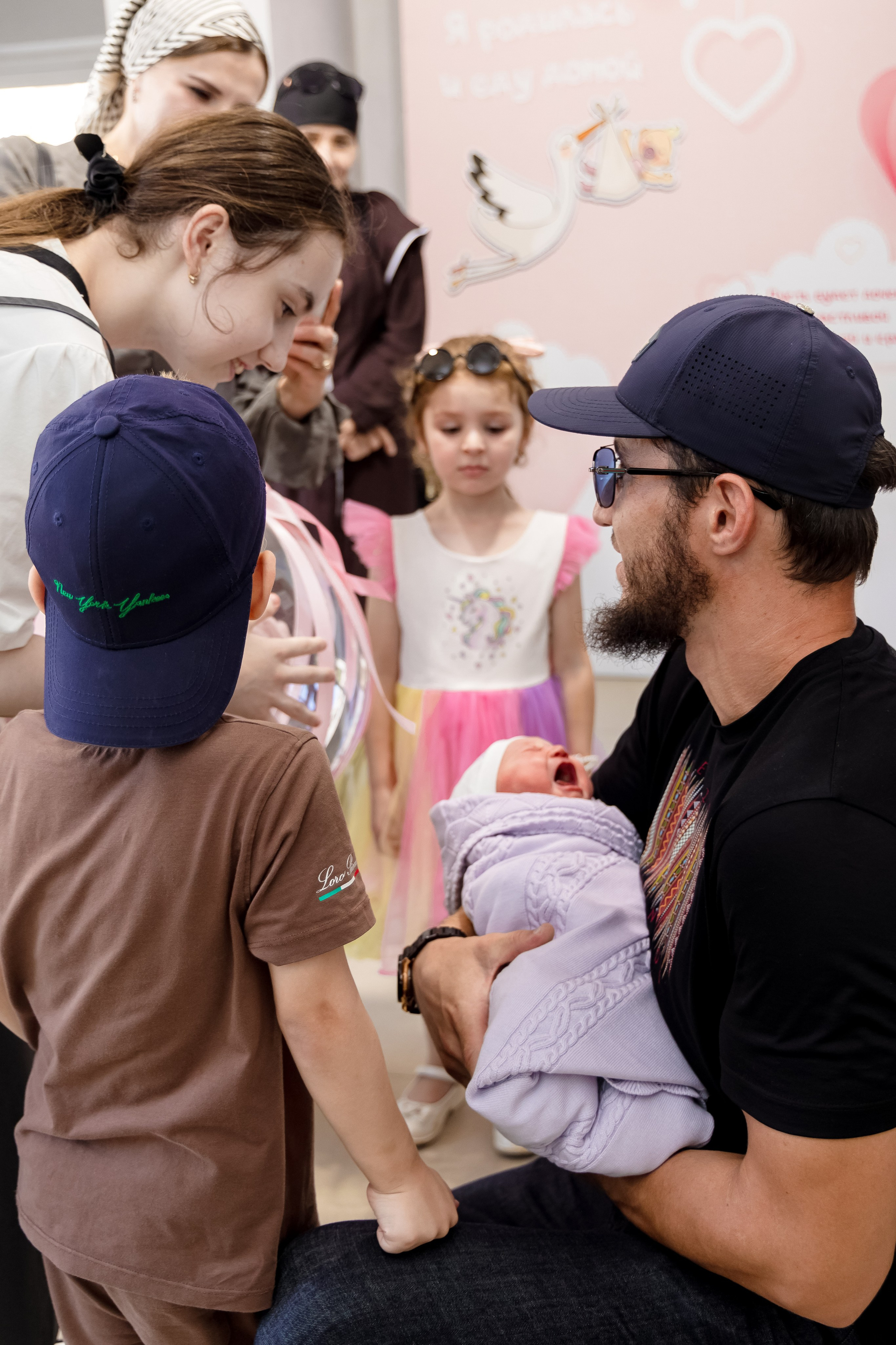 Выписки из роддома. Свадебный и семейный фотограф в Каспийске Алёна Нурмагомедова
