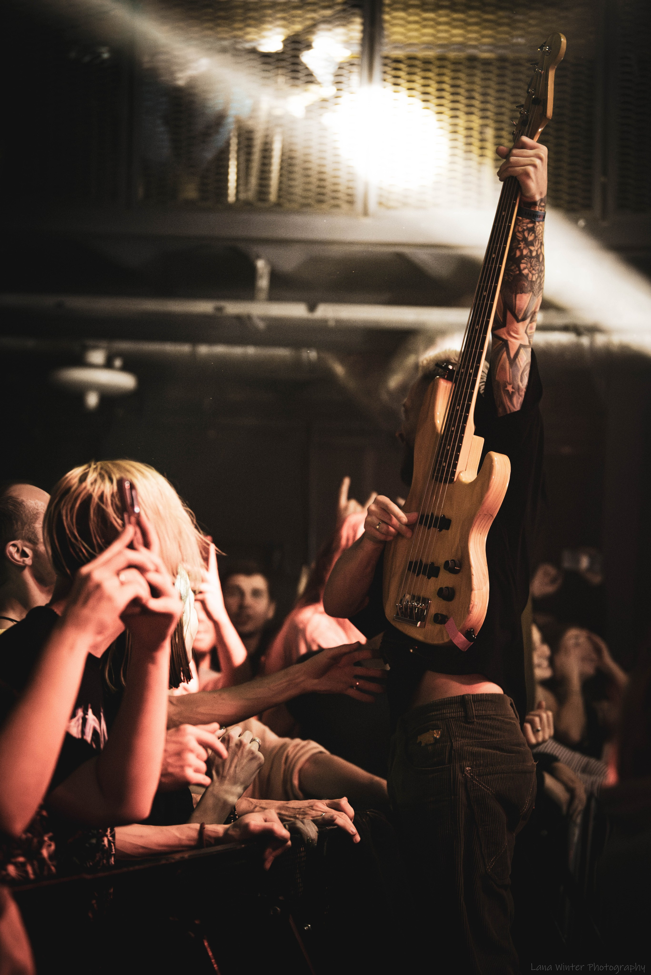 7000$ (25 января 2025 года, Москва, клуб Урбан). Фотограф Светлана Блинова, Москва и Московская область