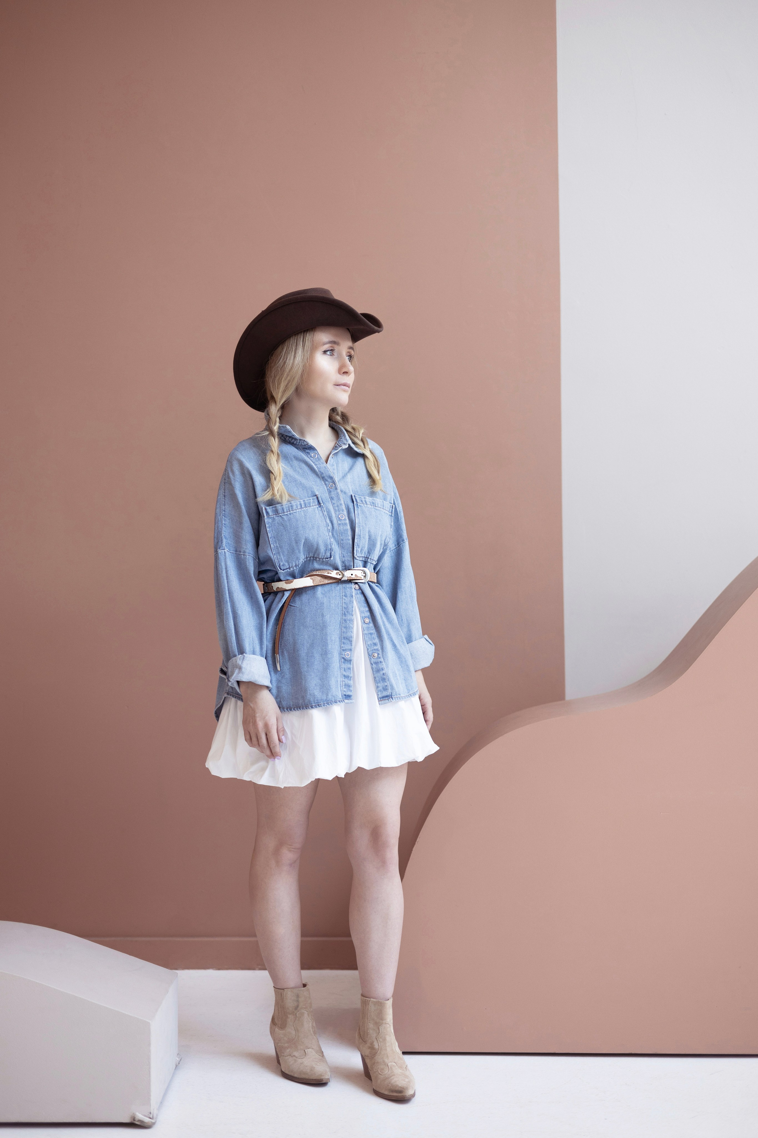 Ремень анималистичный. Коммерческий фотограф в Москве