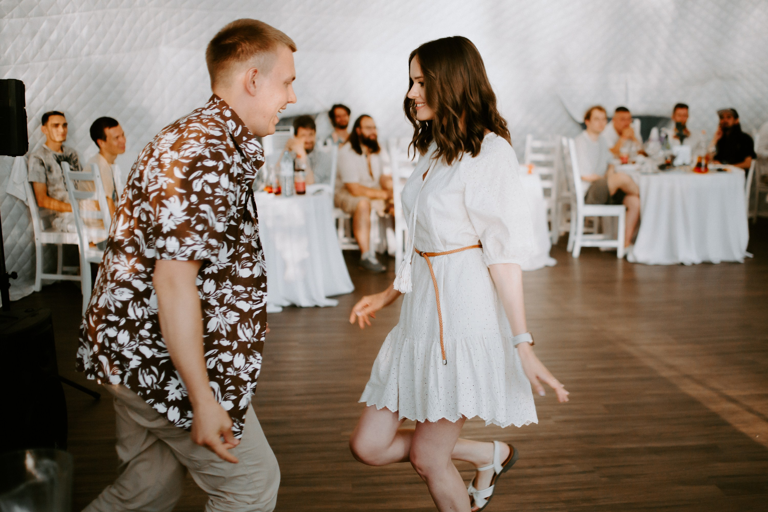 Выездная регистрация и свадебный банкет. Евгения и Илья. Фотограф в Челябинске Ополихина Анна