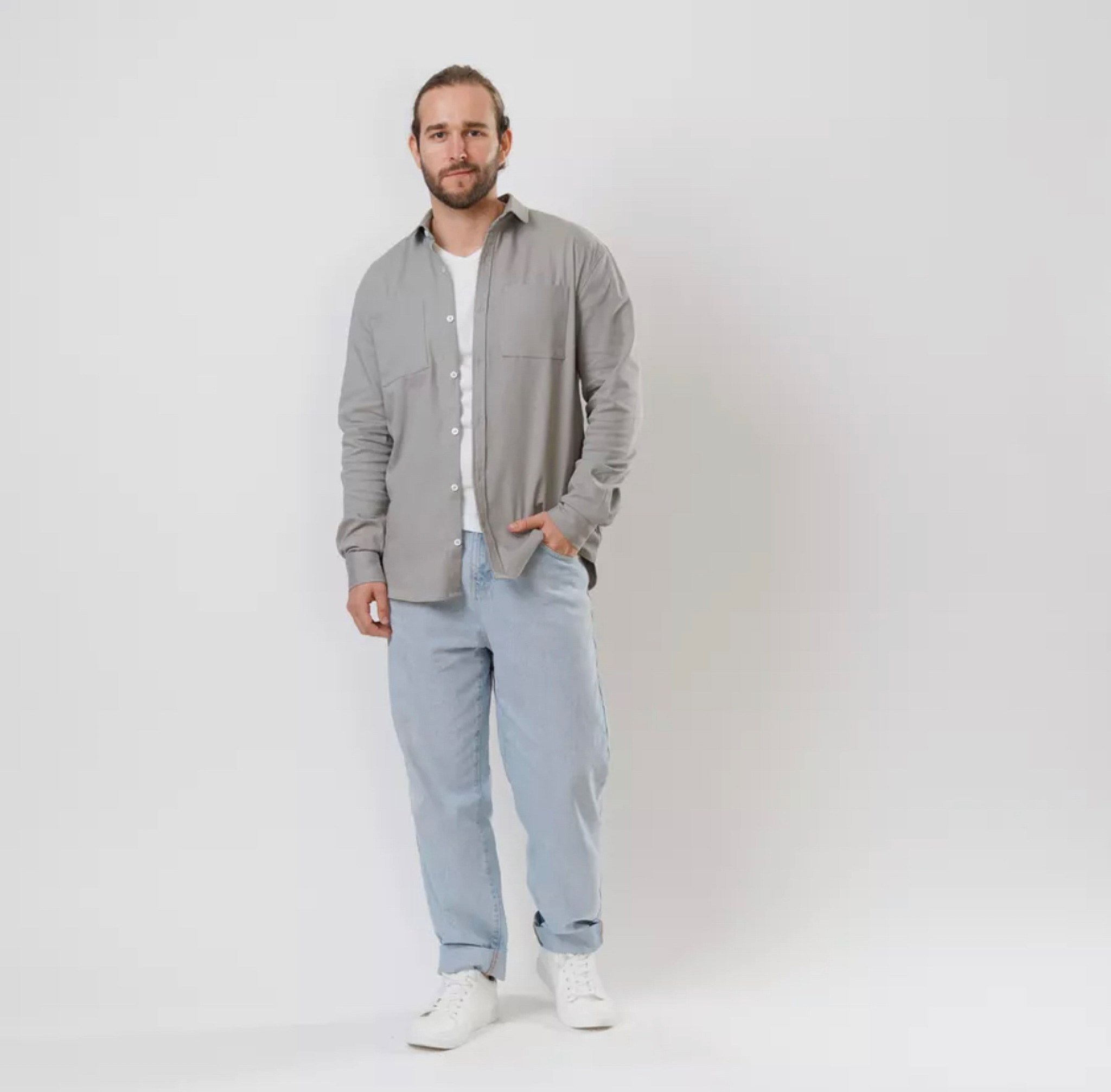 Парень модель. Продакшен г. Москва съемка мужской одежды, мужские модели, фото и видео, организация под ключ