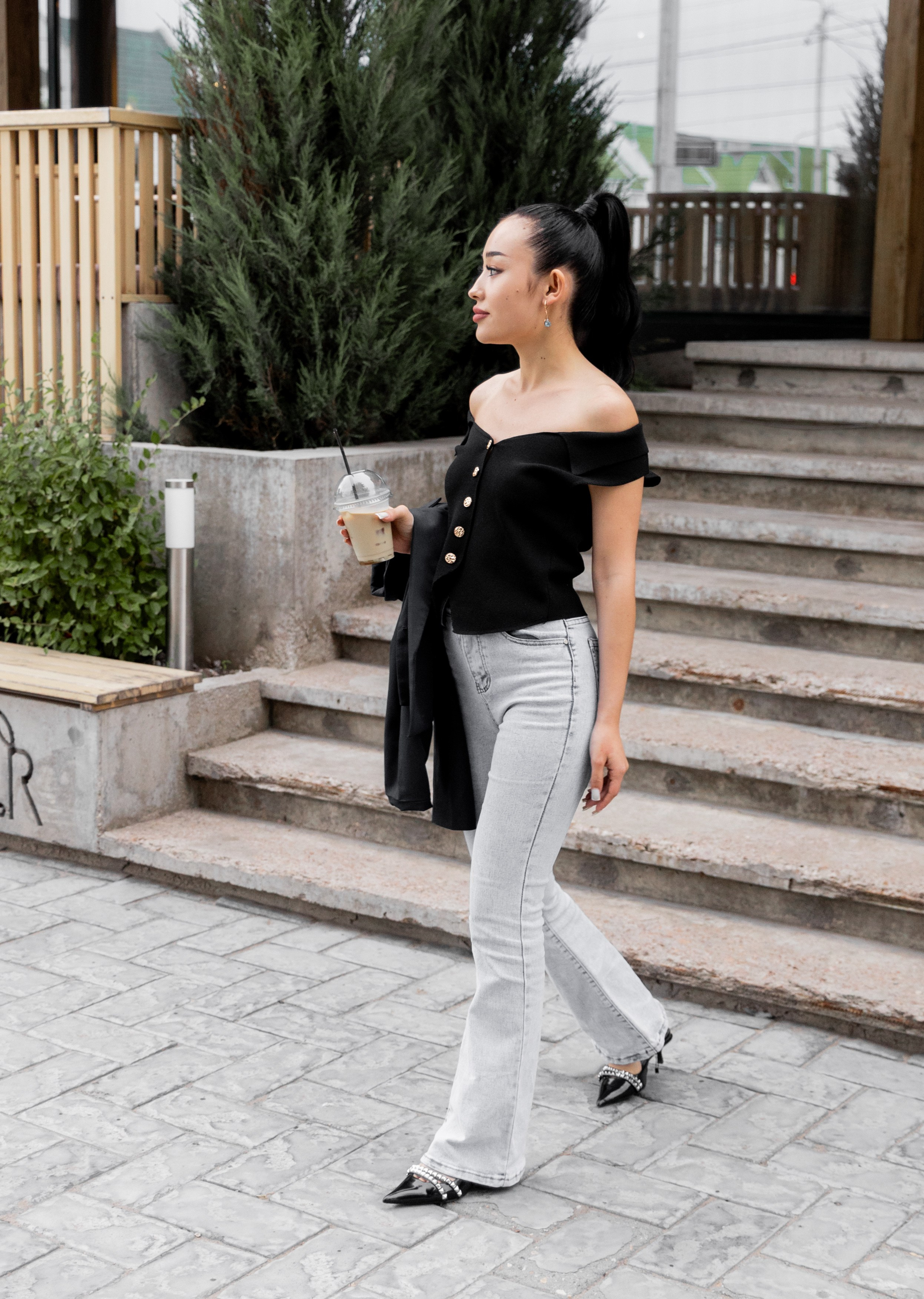 Алма (улица)