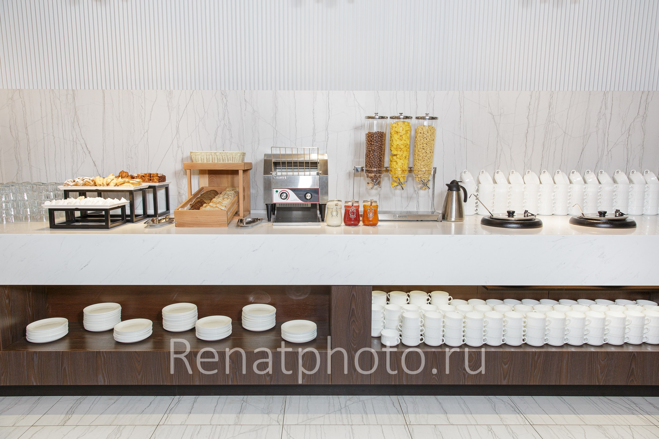 Renatphoto-Фотосъёмка еды по системе шведская линии для отелей. Профессиональная фотосъёмка интерьеров, предметная фотосессия еды для меню г. Анапа
