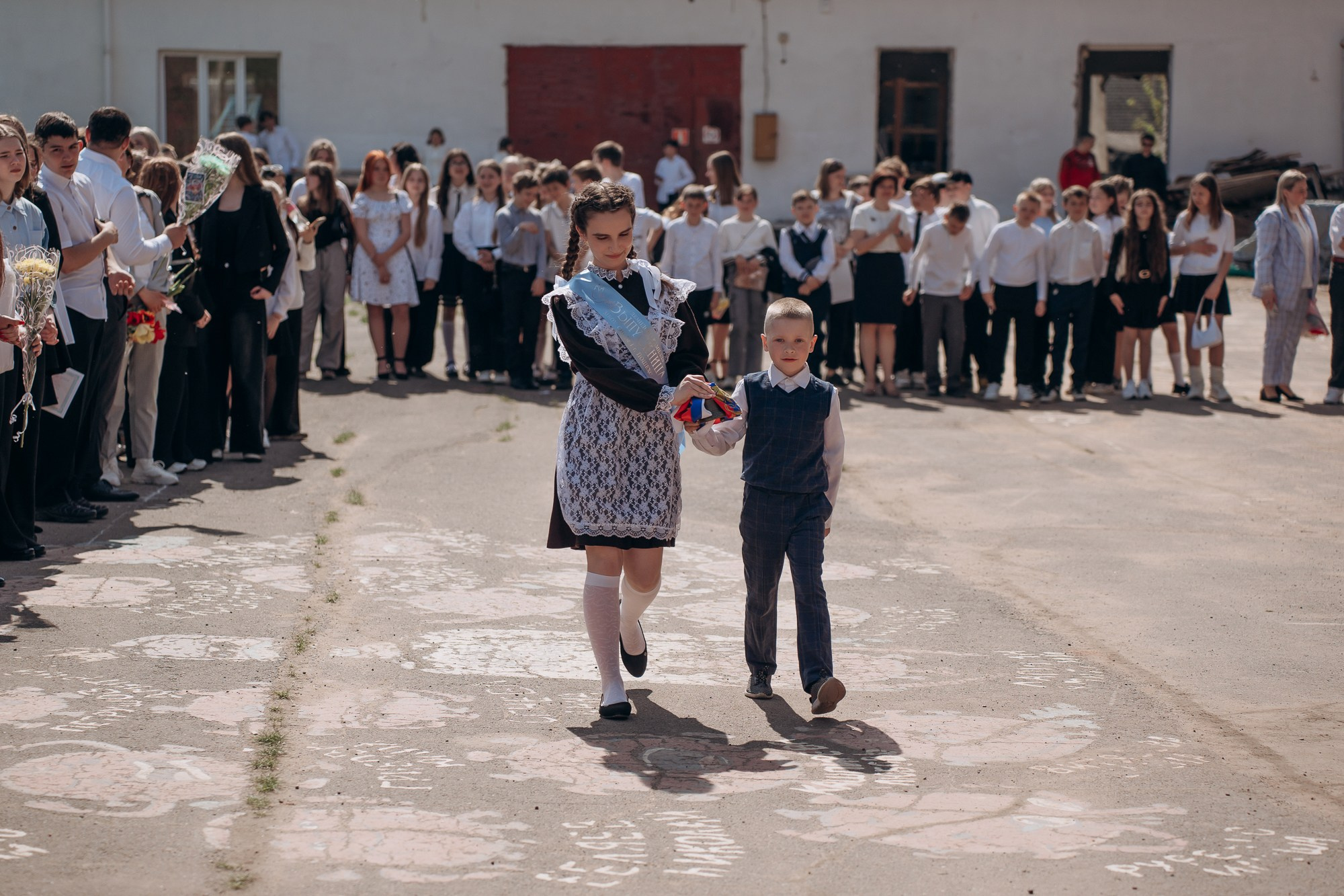 Последний звонок, 11 класс. Свадебный и репортажный фотограф в Ярославле Евгений Сальников