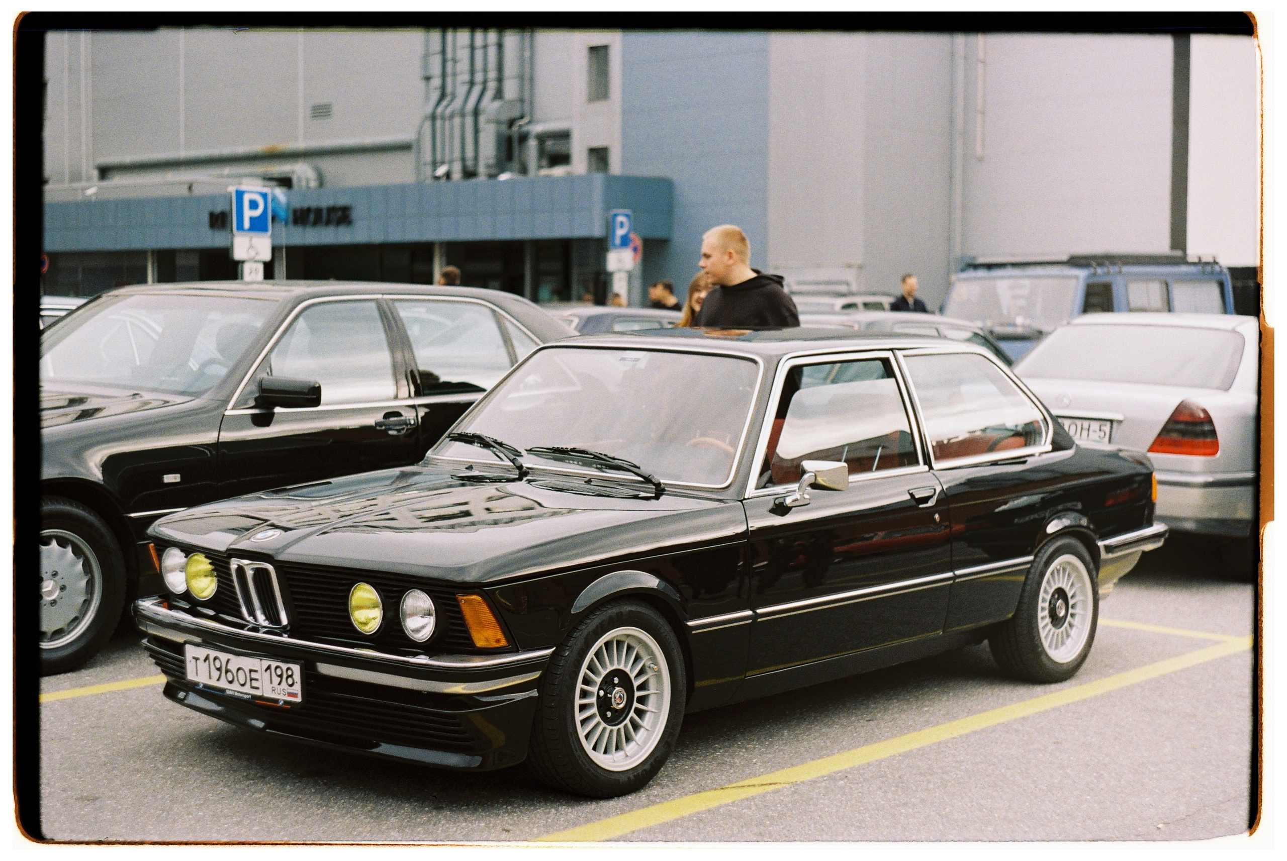 Cars and Coffee 13/09/25. Автомобильный фотограф Антон Цырулев